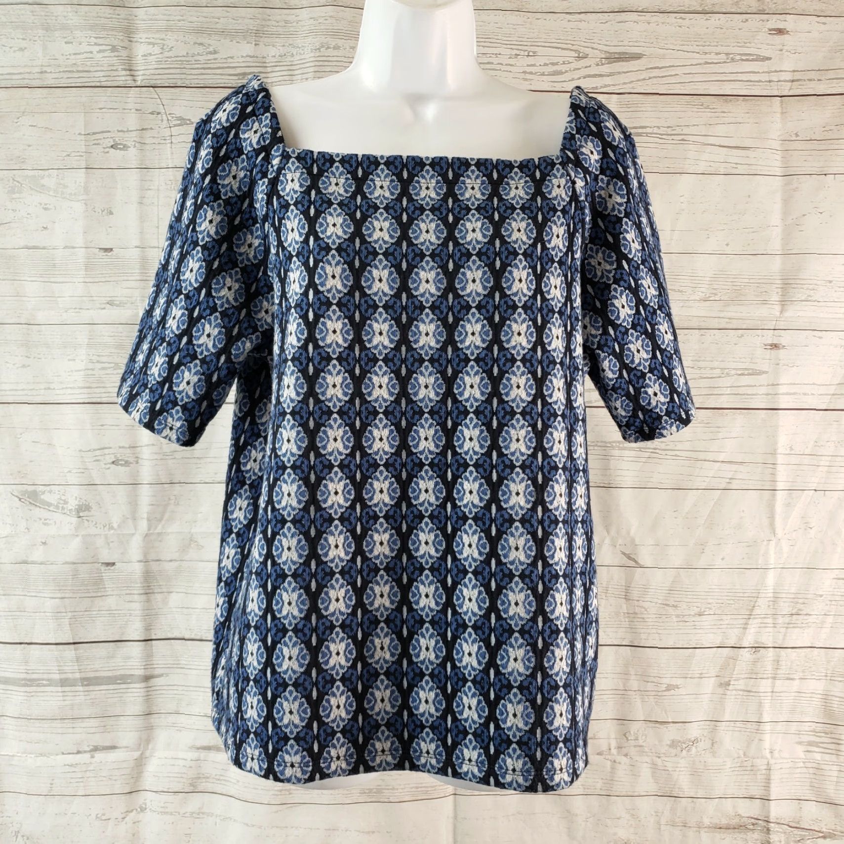 Ann Taylor Ann Taylor LOFT Womens Top Sz Medium Blue White Square Neck Half Sleeve Size M / US 6-8 / IT 42-44 - 2 Thumbnail