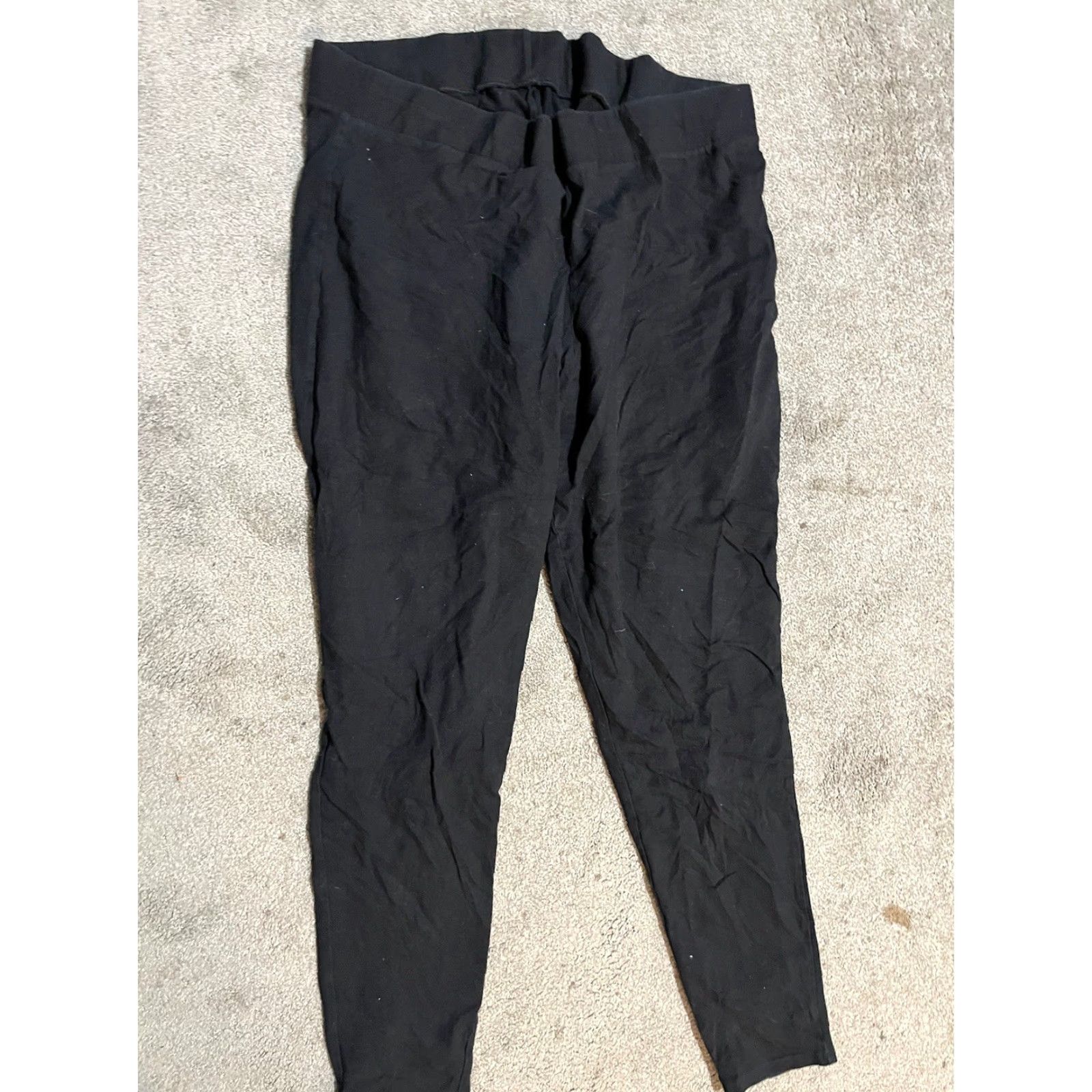 Torrid TORRID Plus Size 4X Black Capri Leggings Ankle Workout WOMENS Size 40" / US 18 - 2 Thumbnail
