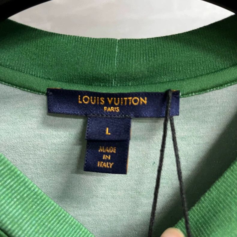 Louis Vuitton louis vuitton Green Solid Watch Graphic Printed Crew Neck Size US L / EU 52-54 / 3 - 2 Thumbnail