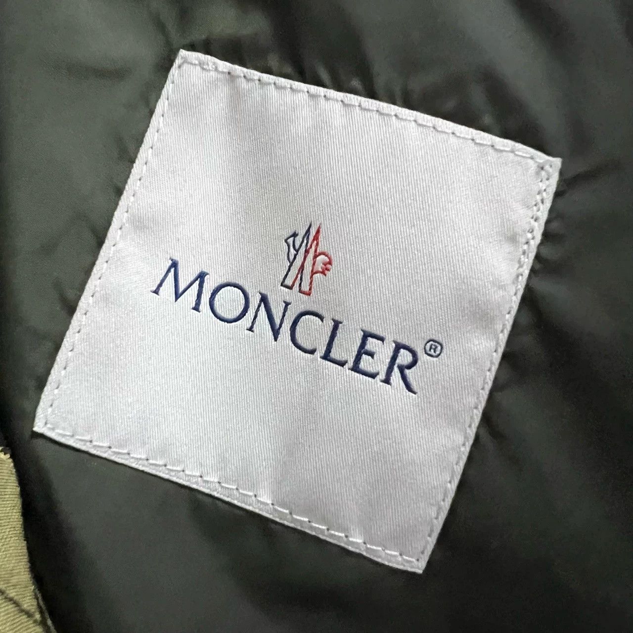 Moncler Moncler Camouflage Short Jacket Size US XS / EU 42 / 0 - 4 Thumbnail