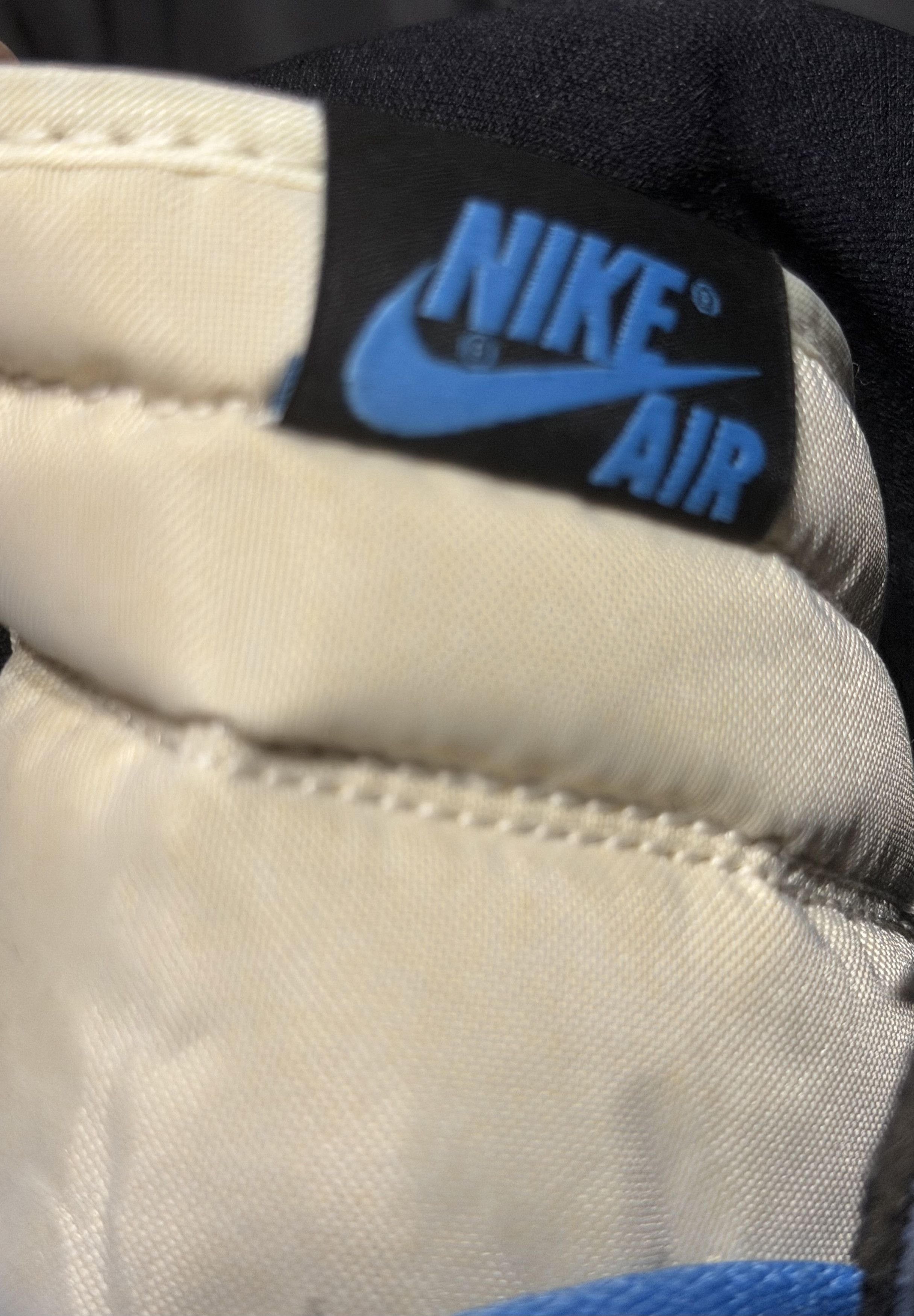 Jordan Brand Jordan 1 Retro High OG University Blue Size 12 Size US 12 / EU 45 - 7 Thumbnail