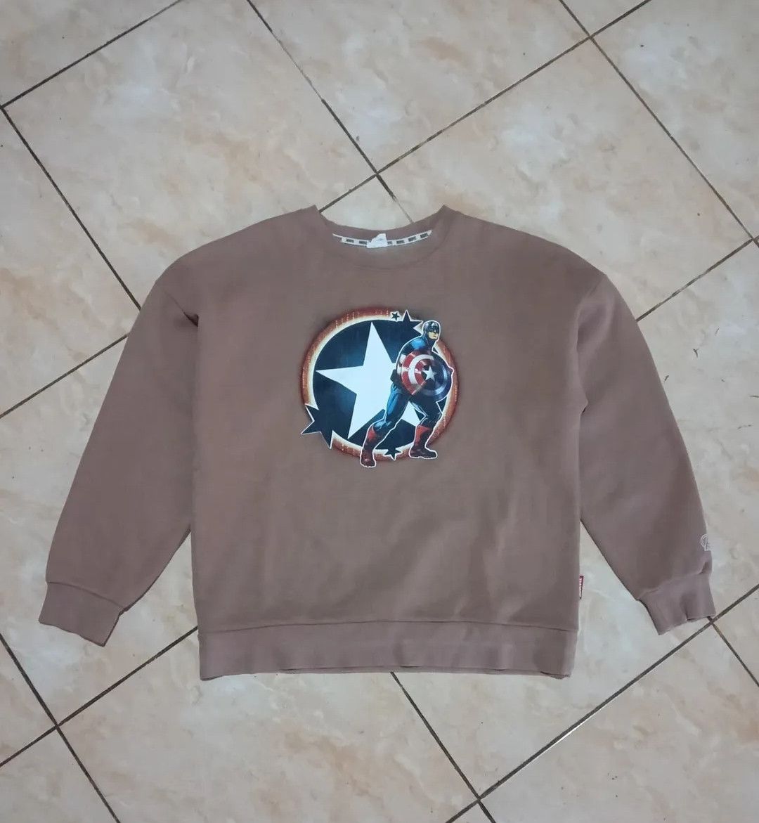 Marvel Comics MARVEL AVENGERS Captain Amerika {Brown} Size US XL / EU 56 / 4 - 1 Thumbnail