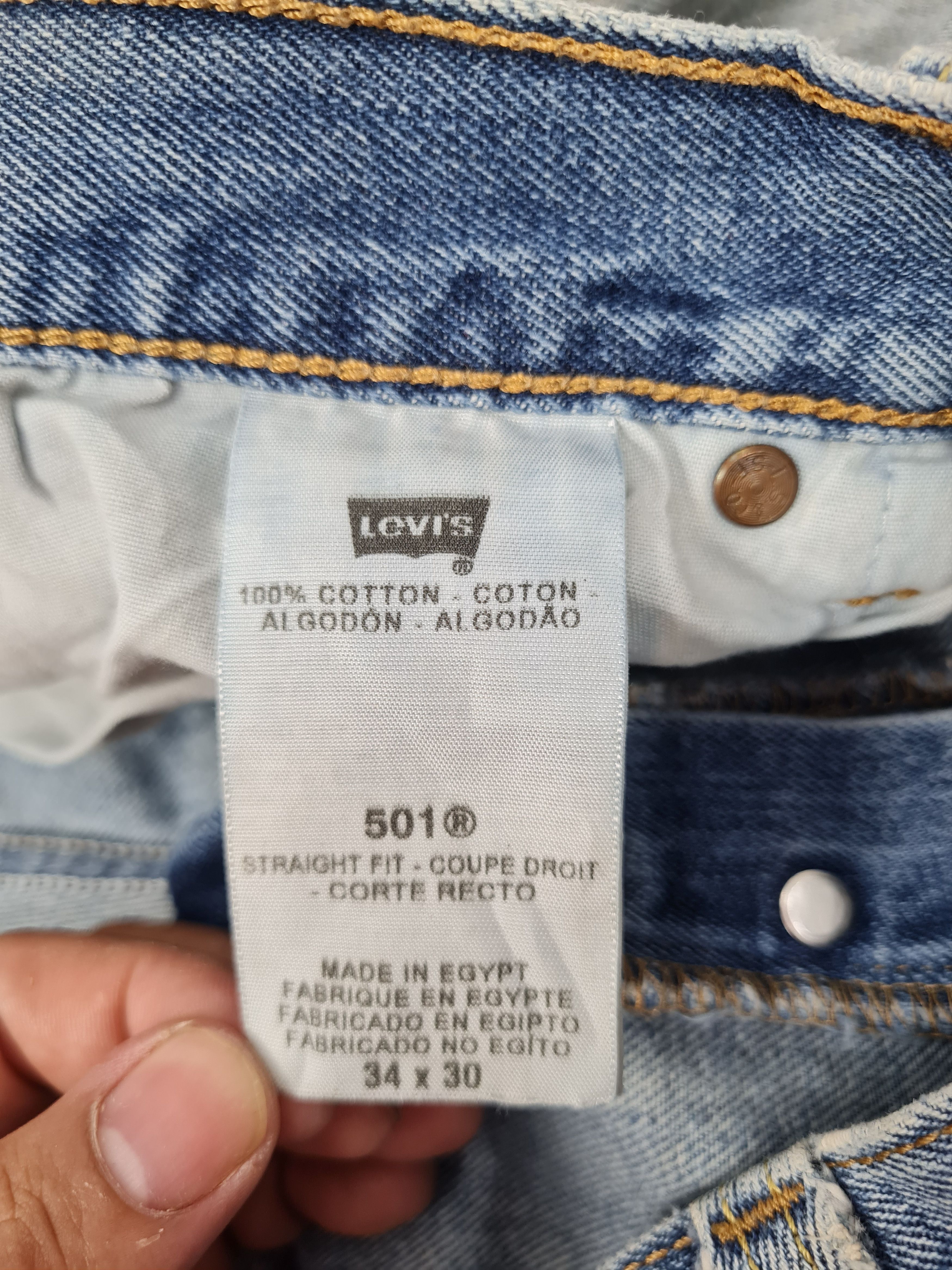 Levi's Vtg LEVIS 501 Distressed Faded Ripped Jeans L0385 Size 34X29 Size US 34 / EU 50 - 14 Thumbnail
