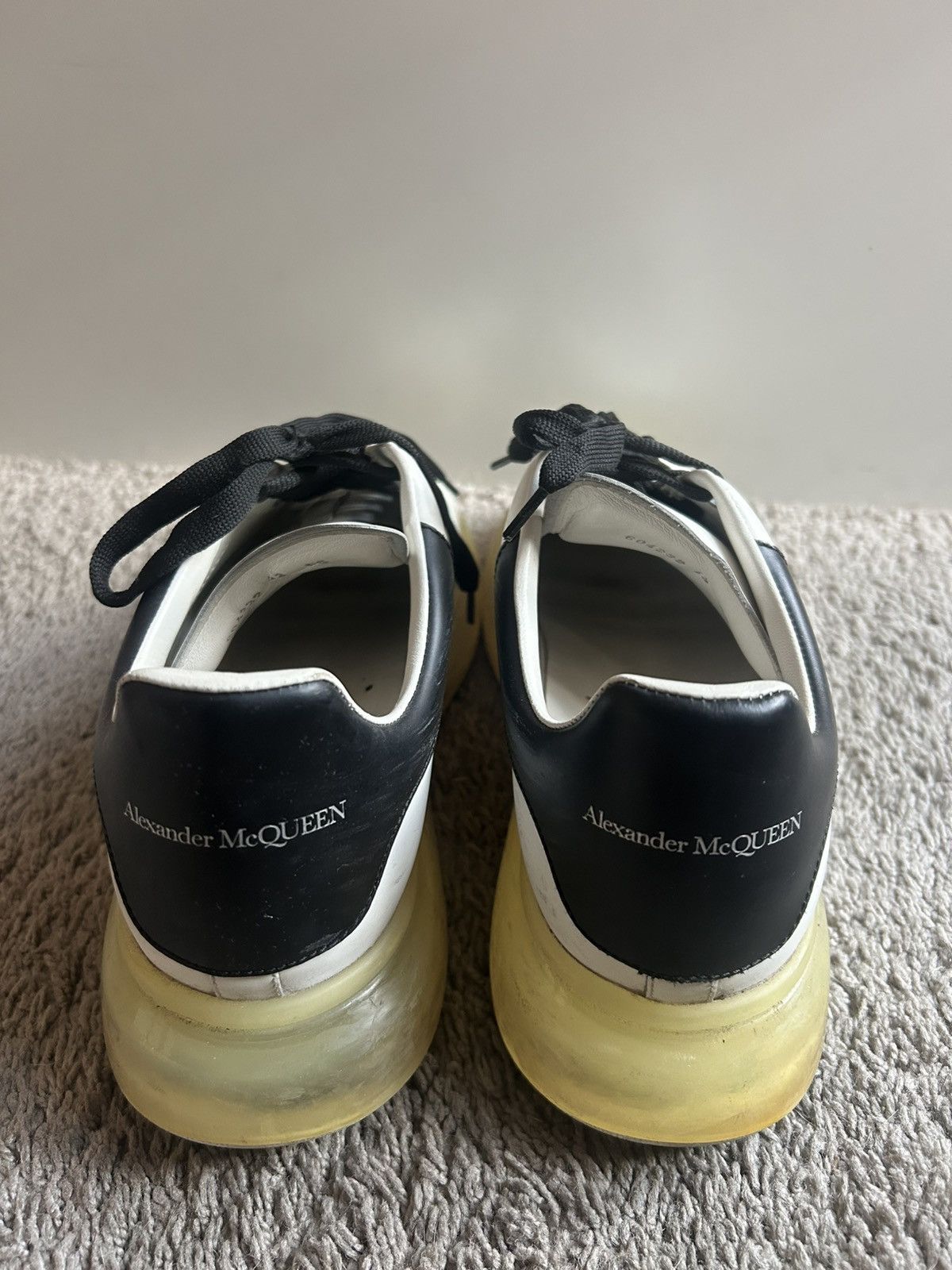 Alexander McQueen Alexander McQueen B&W Transparent Sole Sneakers Size US 10.5 / EU 43-44 - 6 Thumbnail