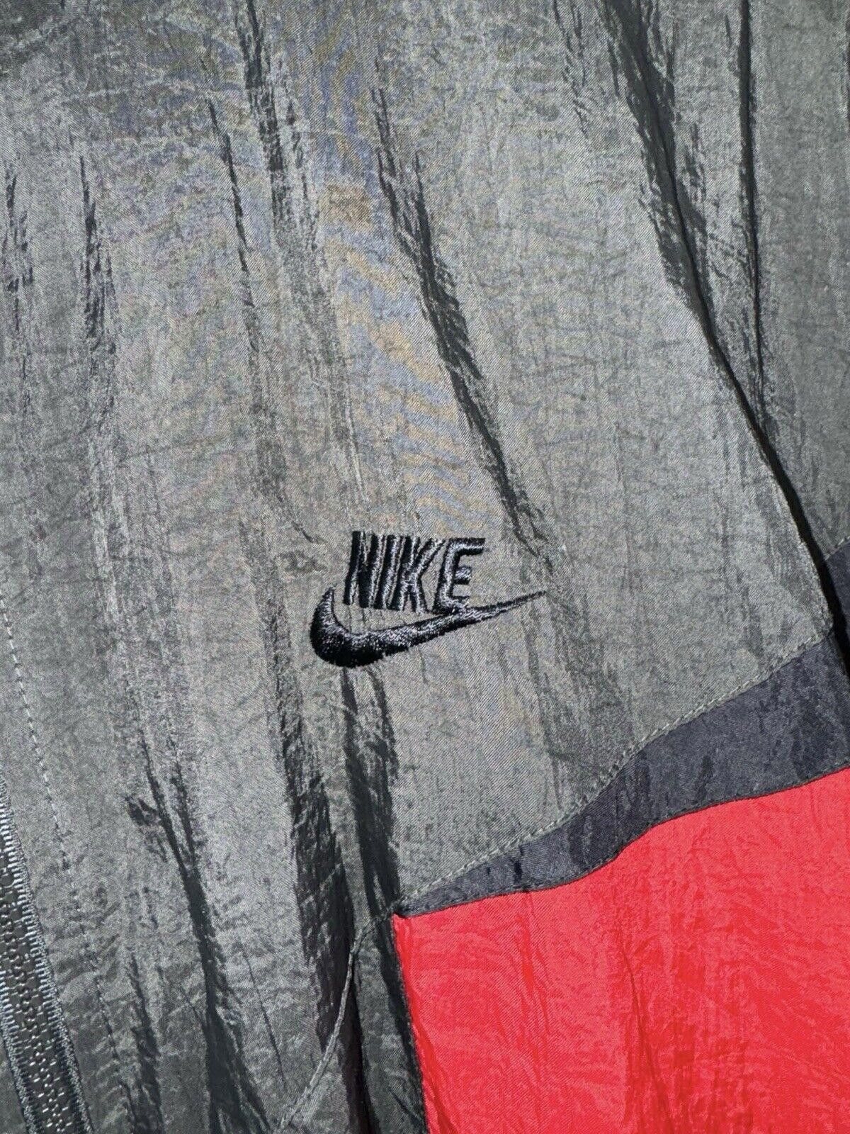 Nike Vintage Nike 90s Full Zip Windbreaker Track Jacket M Size US M / EU 48-50 / 2 - 6 Thumbnail
