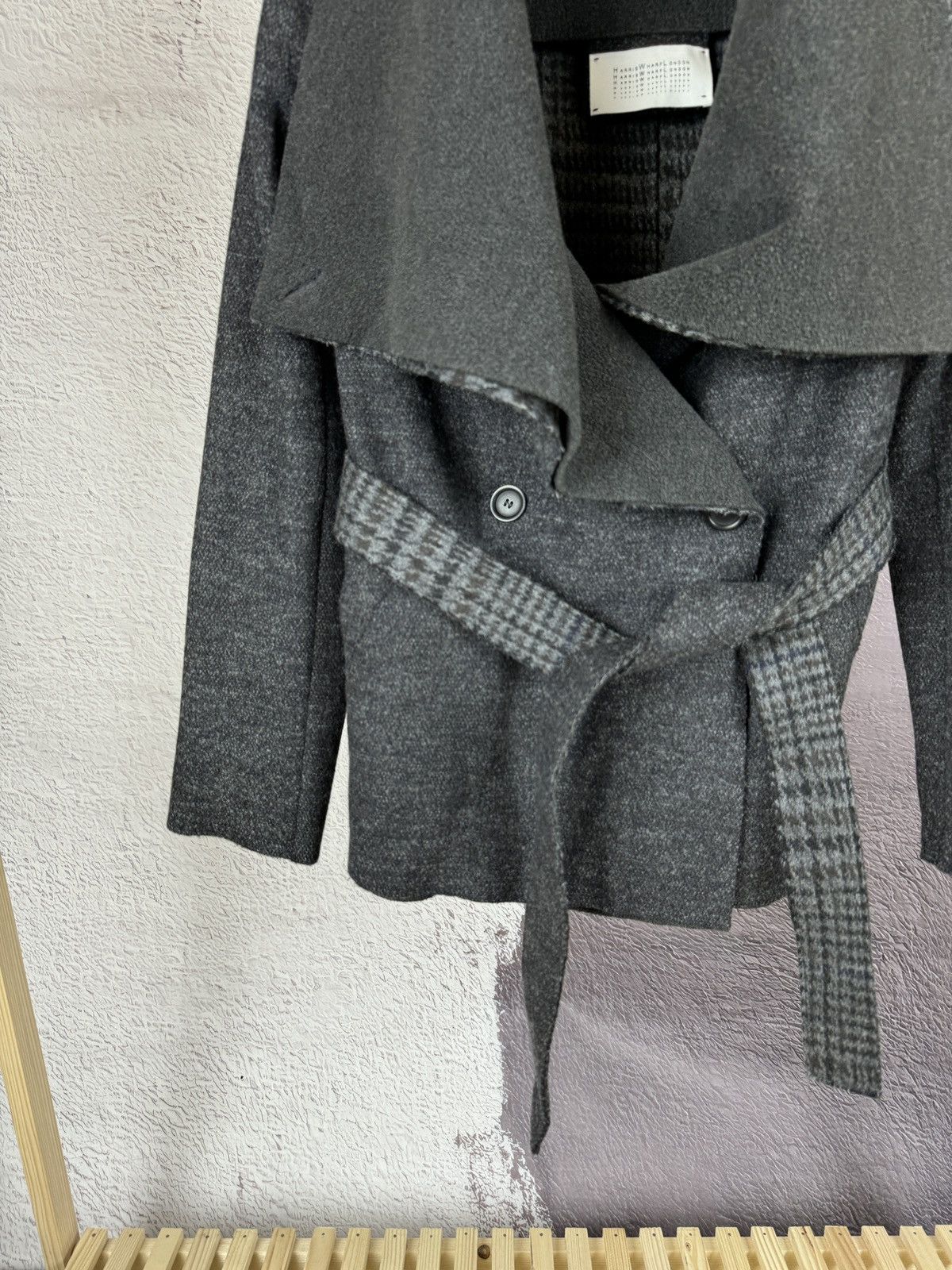 Harris Wharf London Harris Wharf London double breasted wool short coat belted Size M / US 6-8 / IT 42-44 - 5 Thumbnail