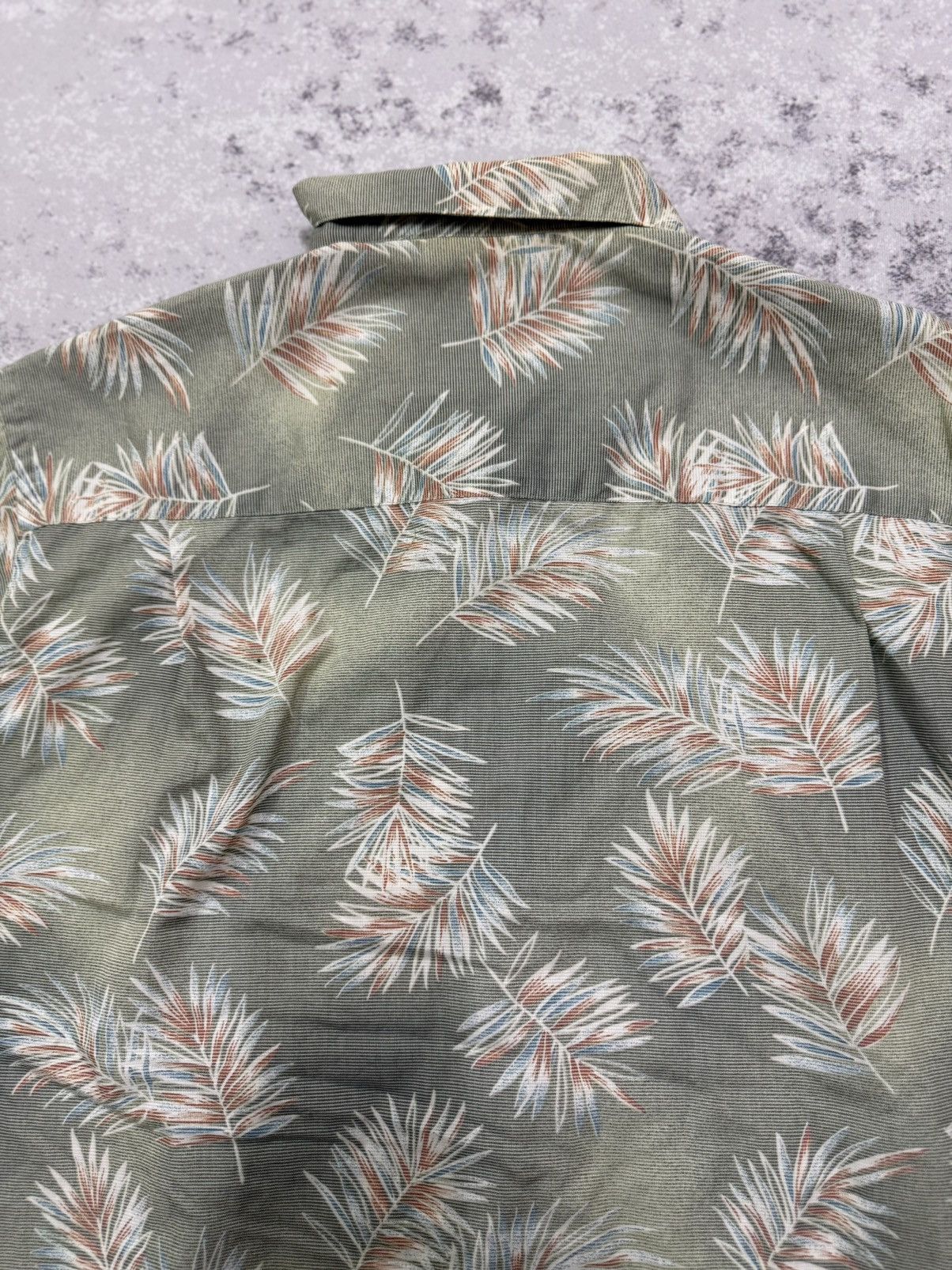 Japanese Brand VINTAGE IY BASICS FLORA DESIGN HAWAII BUTTON UP SHIRT Size US M / EU 48-50 / 2 - 9 Thumbnail