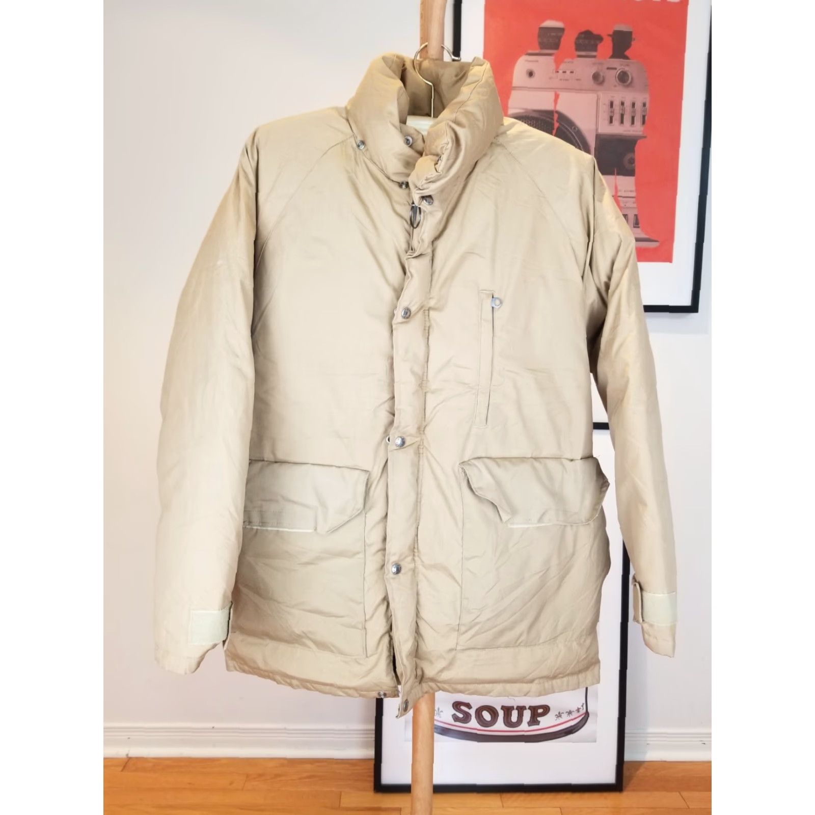 The North Face VINTAGE The North Face BEIGE DOWN JACKET MEN M 80's PUFFER TAG BROWN SIZE MEDIUM Size US M / EU 48-50 / 2 - 2 Thumbnail