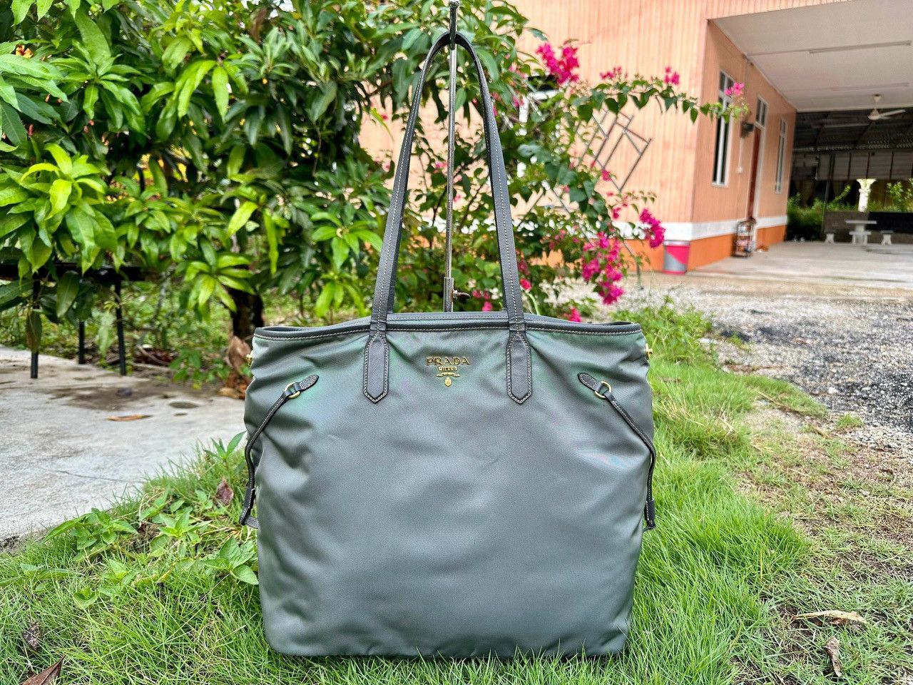 Prada Authentic Prada Tessuto Nyalon Tote Shoulder Bag Size ONE SIZE - 1 Thumbnail