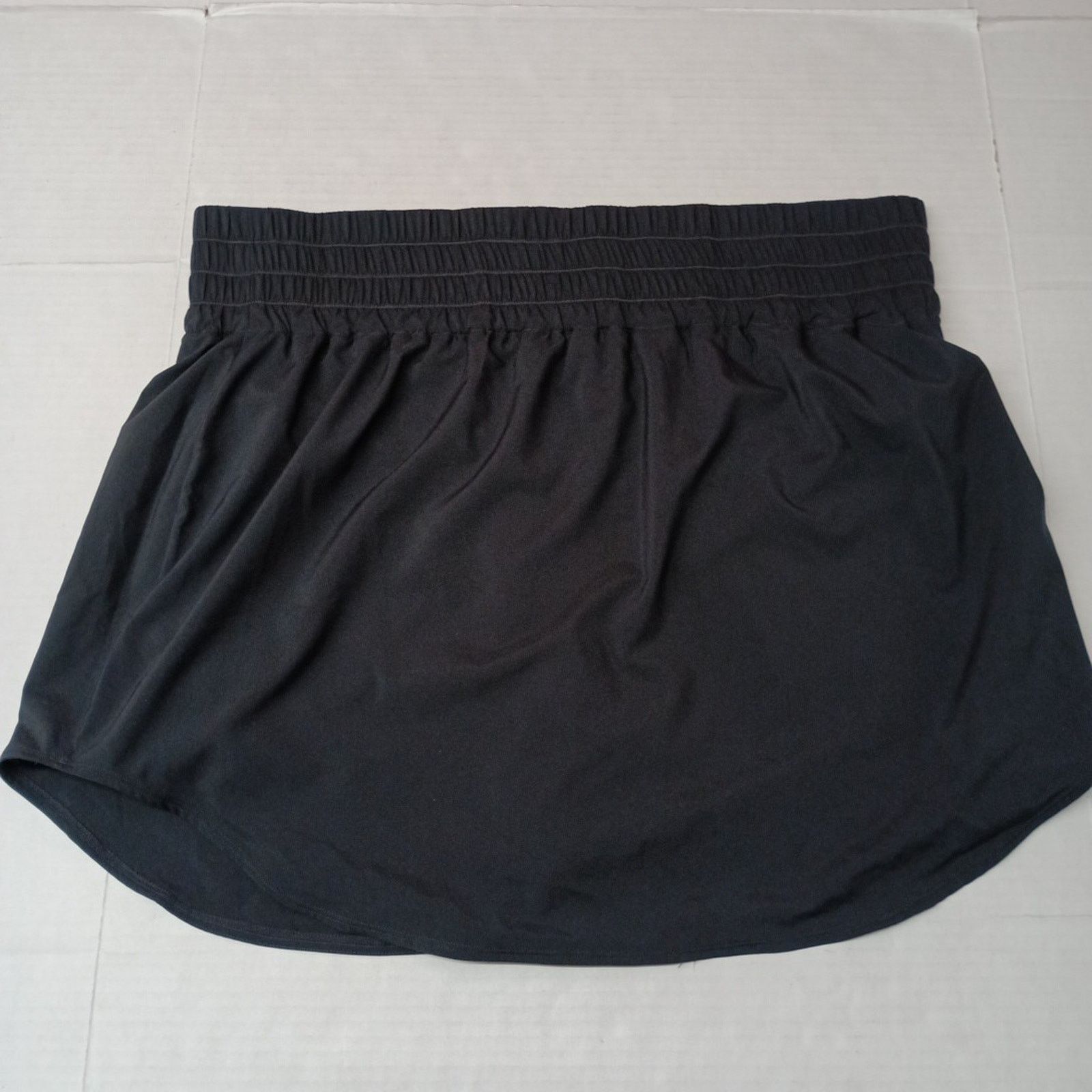 Nike Nike One Skort Women's Plus Size 3X Black Dri-Fit High-Rise Size 42" / US 20 - 8 Thumbnail
