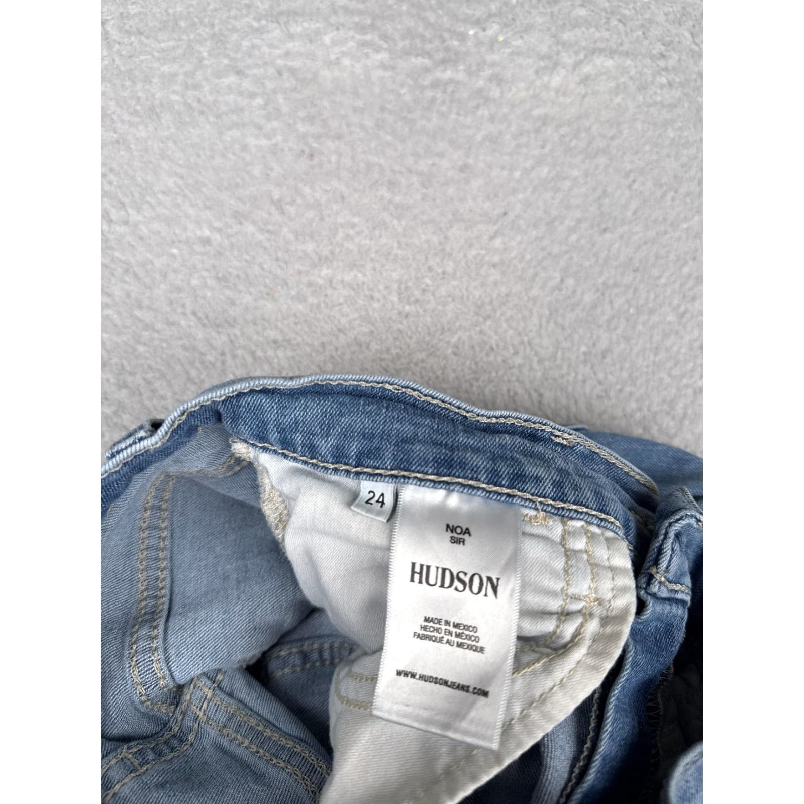 Hudson Hudson Noa Straight Jeans Womens 24 Blue Med Wash Mid Rise Distressed Crop 24x26 Size 42" / US 20 - 7 Thumbnail