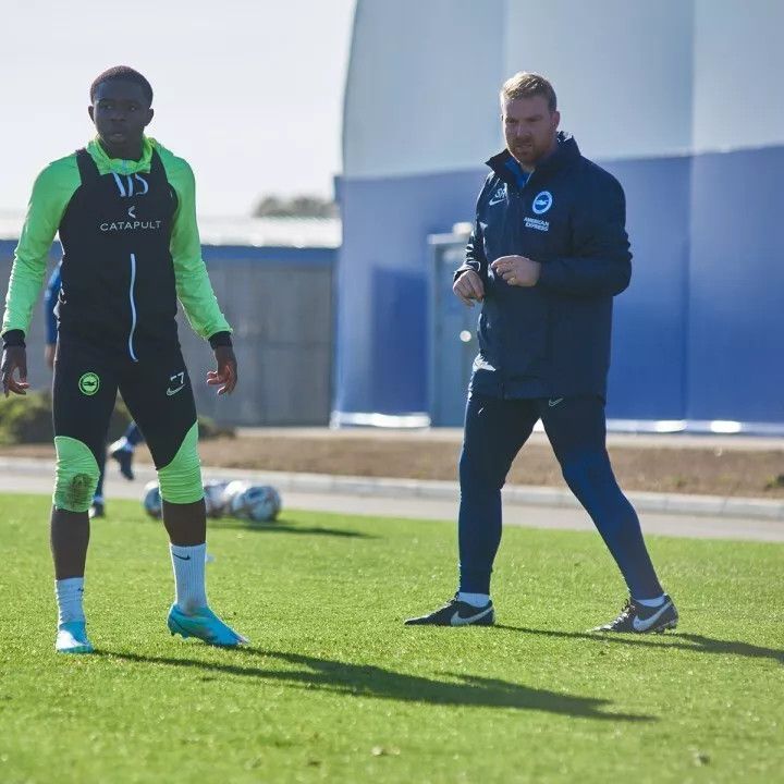 Nike BRIGHTON 2016 2017 TRAINING FOOTBALL JACKET SOCCER JACKET Size US S / EU 44-46 / 1 - 11 Thumbnail