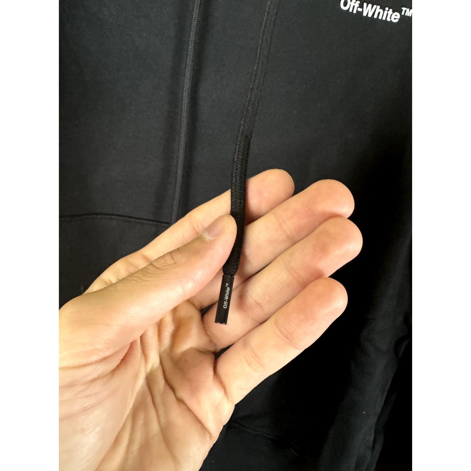 Off-White o1rshd1 Chain Arrow Slim Hoodie in Black White Size US S / EU 44-46 / 1 - 10 Thumbnail