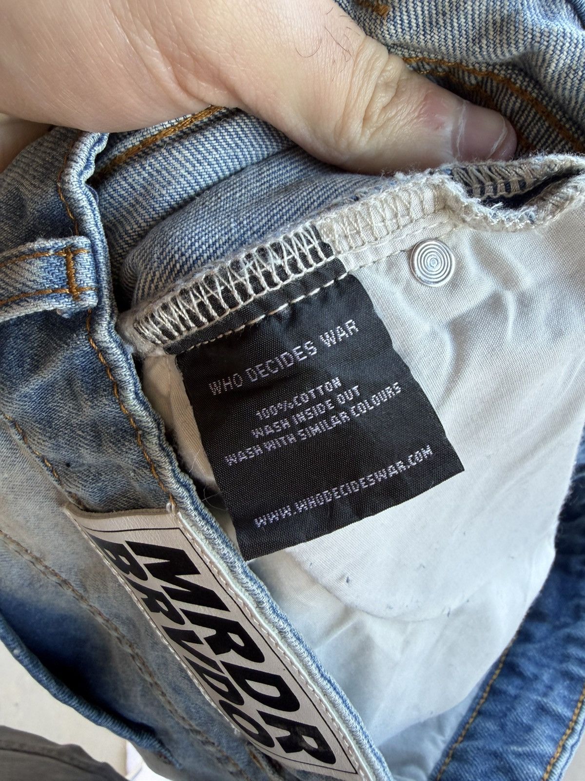 Who Decides War Who Decides War Patched Arch Blowout Denim Shorts Size 32 Size US 32 / EU 48 - 11 Thumbnail