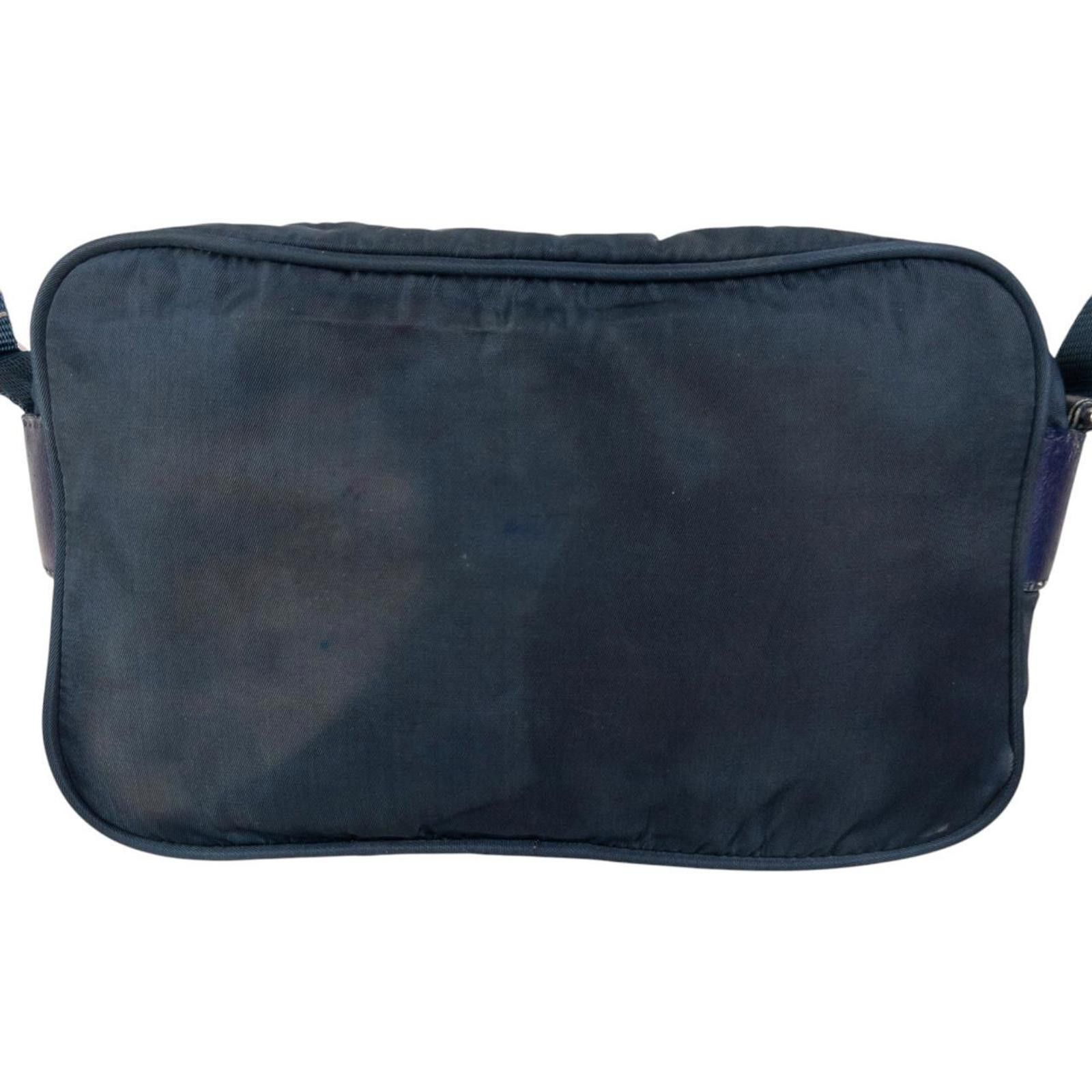 Prada Vintage Prada Crossbody Bag Size ONE SIZE - 3 Thumbnail