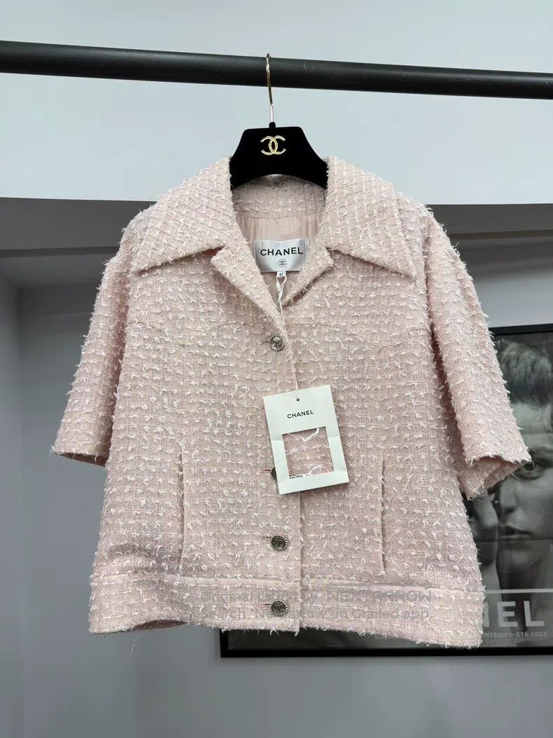 Chanel Chanel 24p pink tweed short-sleeved jacket Size M / US 6-8 / IT 42-44 - 1 Thumbnail