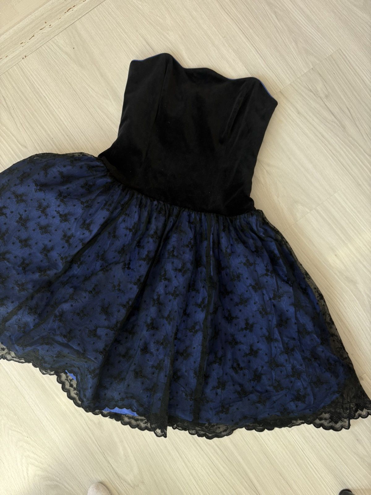 Laura Ashley Vintagw Laura Ashley dress Size S / US 4 / IT 40 - 7 Thumbnail