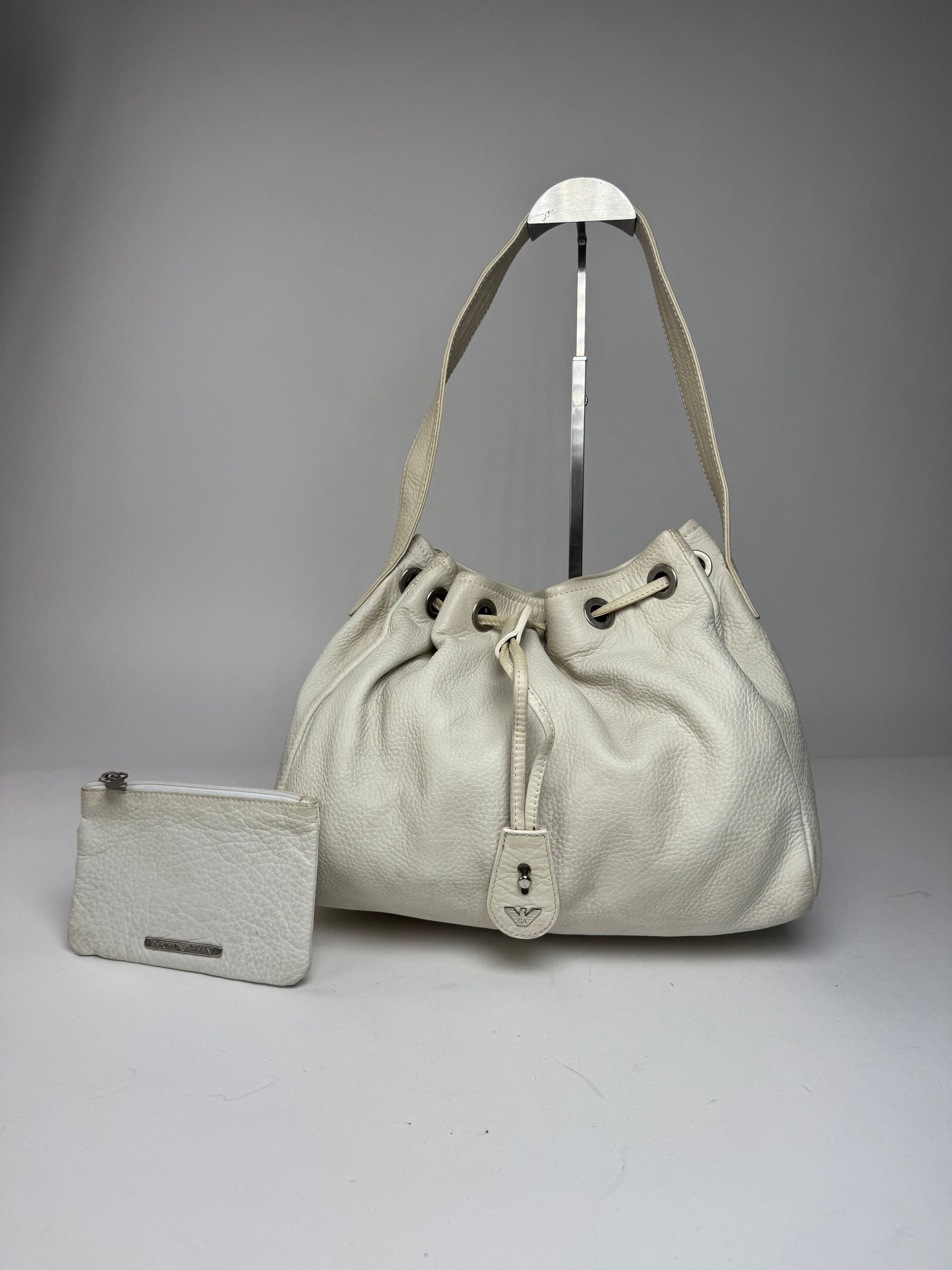 Emporio Armani Vintage Leather Bucket Bag White Size ONE SIZE - 1 Thumbnail