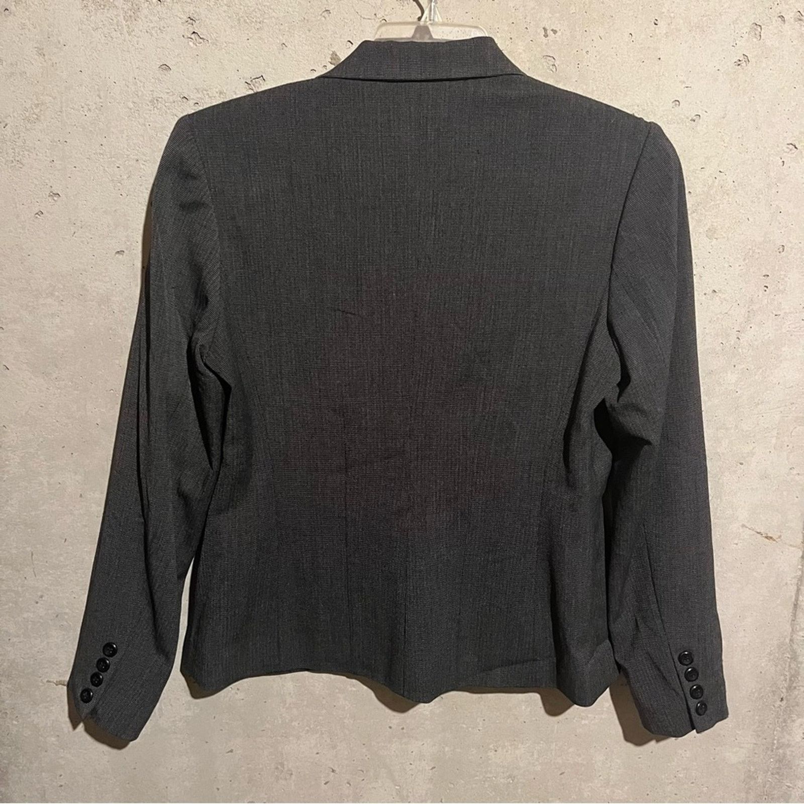 Apt. 9 Apt. 9 Size 8 Stretch Gray 2 Button Long Sleeve Blazer Size M / US 6-8 / IT 42-44 - 2 Thumbnail