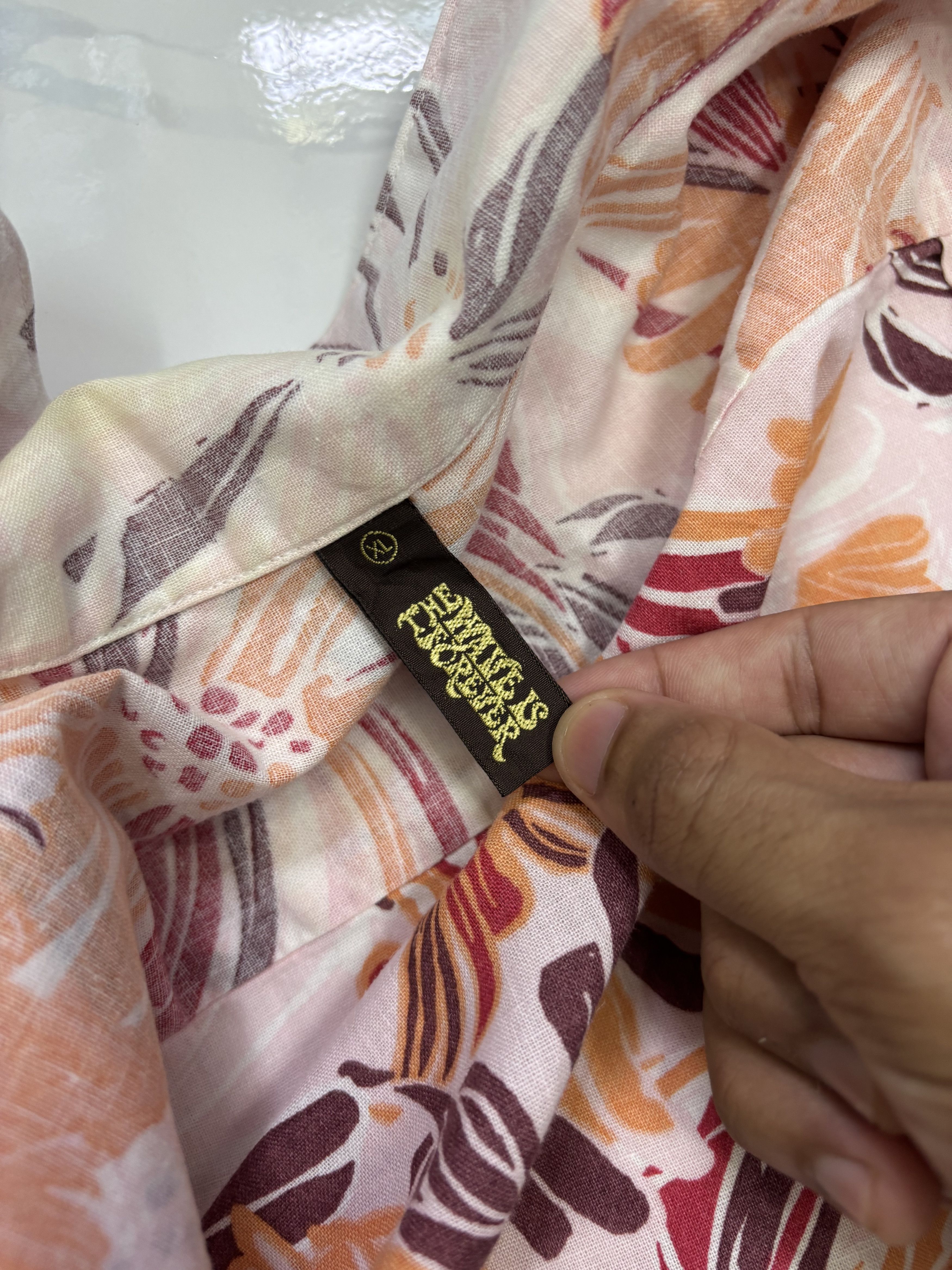 Undercover × Uniqlo 🔥UNIQLO HAWAIIAN BUTTON UP SHIRT RARE DESIGN Size US L / EU 52-54 / 3 - 13 Thumbnail