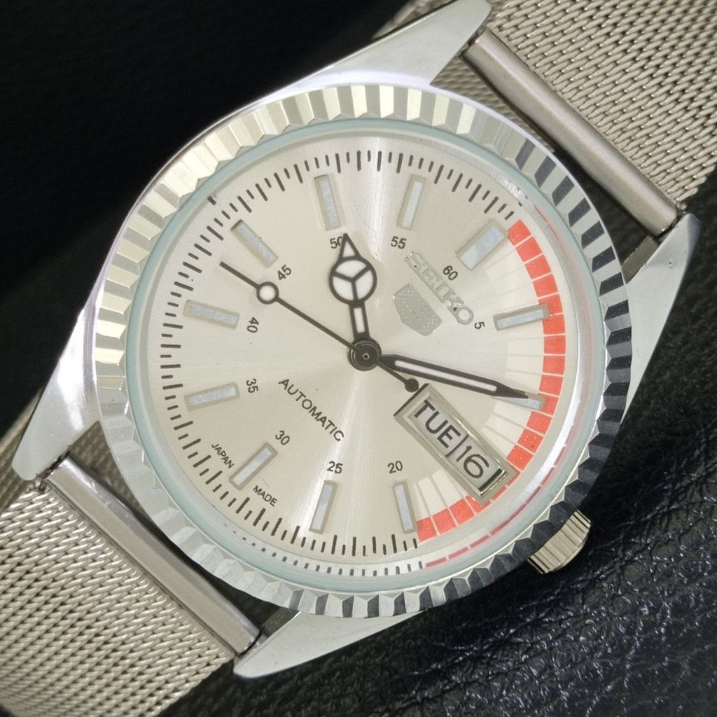 Seiko REFURBISHED VINTAGE SEIKO 5 AUTO JAPAN MENS WATCH a440677 Size 38 - 1 Thumbnail