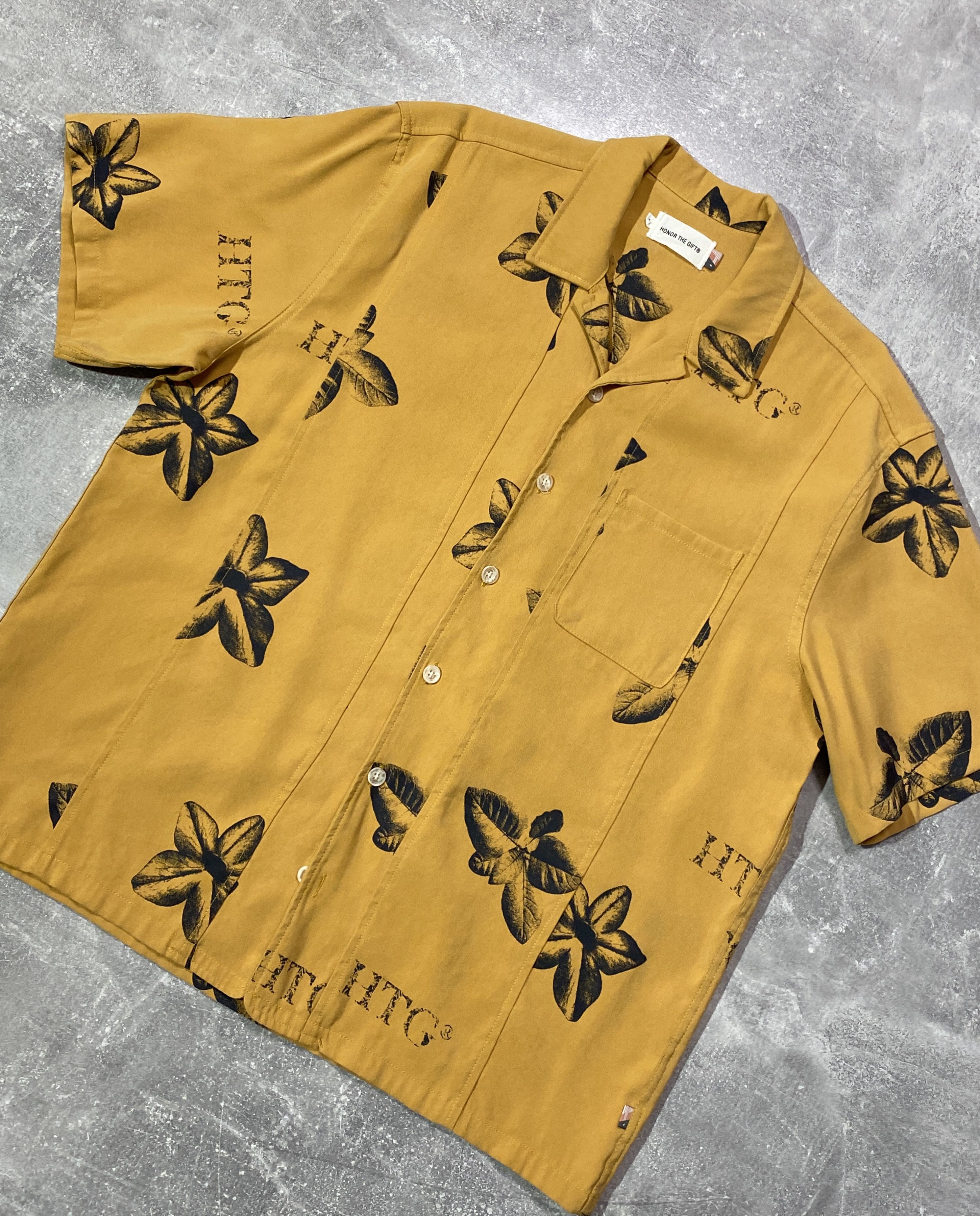 Honor the Gift Honor the Gift Hawaii Shirt Summer Style Size US L / EU 52-54 / 3 - 9 Thumbnail