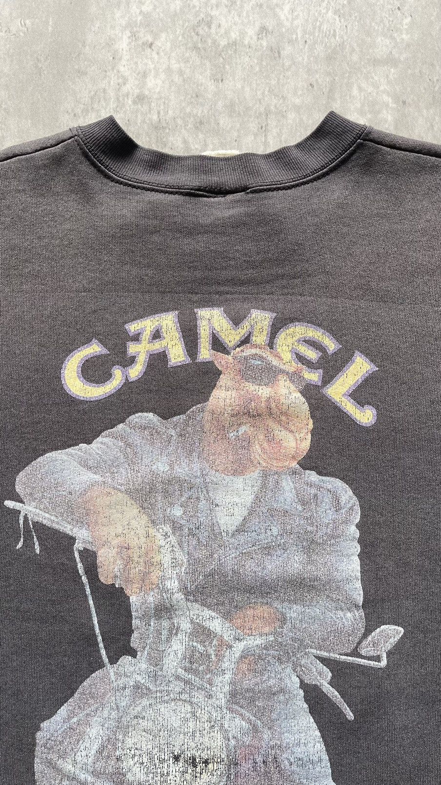Russell Athletic × Vintage VINTAGE 1990S FADED CAMEL SWEATSHIRT Size US M / EU 48-50 / 2 - 2 Thumbnail