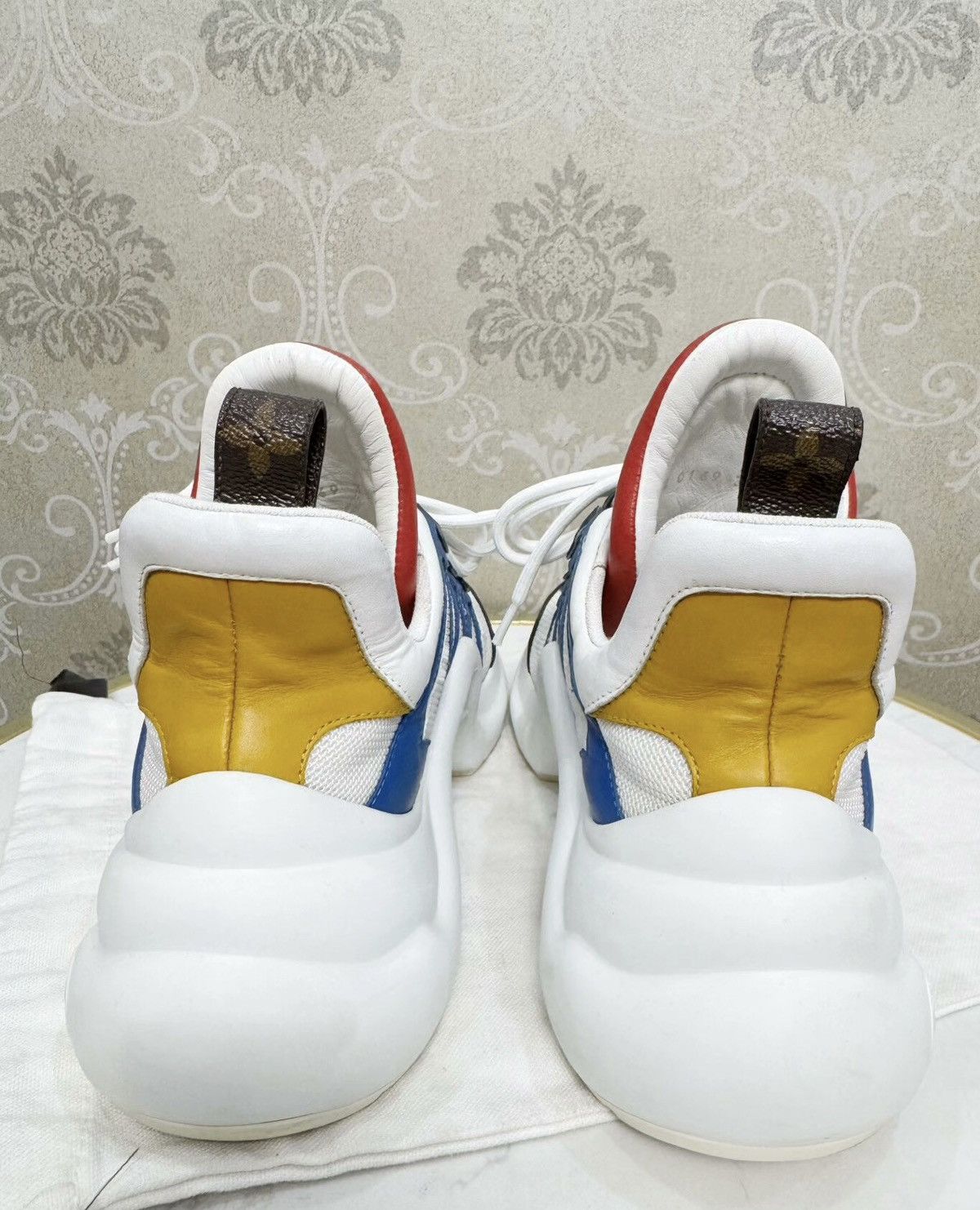 Louis Vuitton Louis Vuitton Lv sneakers Size US 7.5 / EU 40-41 - 4 Thumbnail