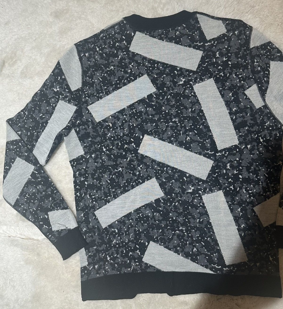 JULIEN DAVID Julien David Grey Pattern Sweater Size US M / EU 48-50 / 2 - 5 Thumbnail