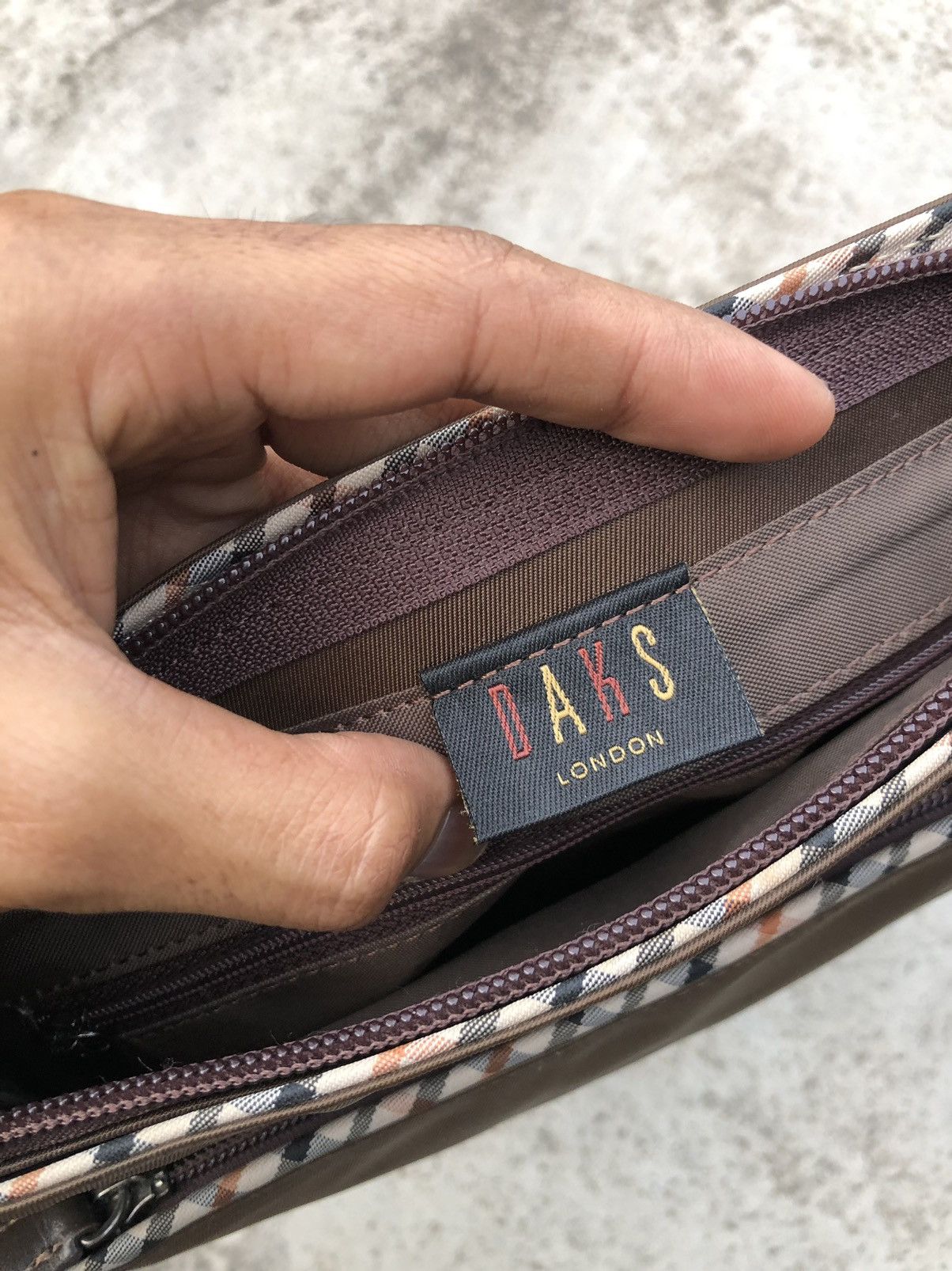 DAKS DAKS LONDON CROSSBODY SLINGBAG Size ONE SIZE - 8 Thumbnail