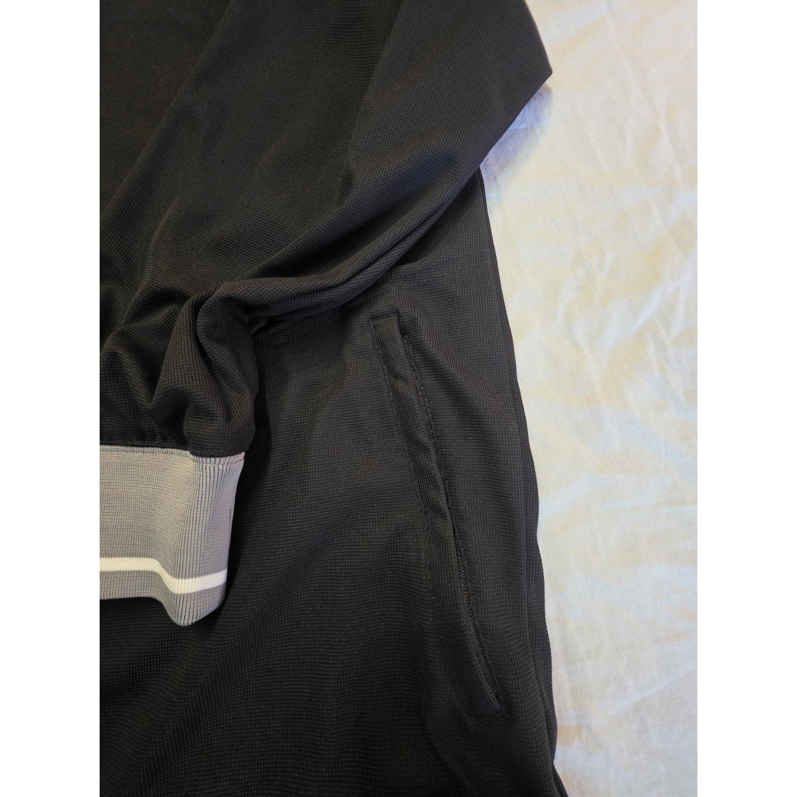 Nike Y2K Nike Elite Dri Fit Long Sleeve Shooting Warm-Up Size US XXL / EU 58 / 5 - 3 Thumbnail