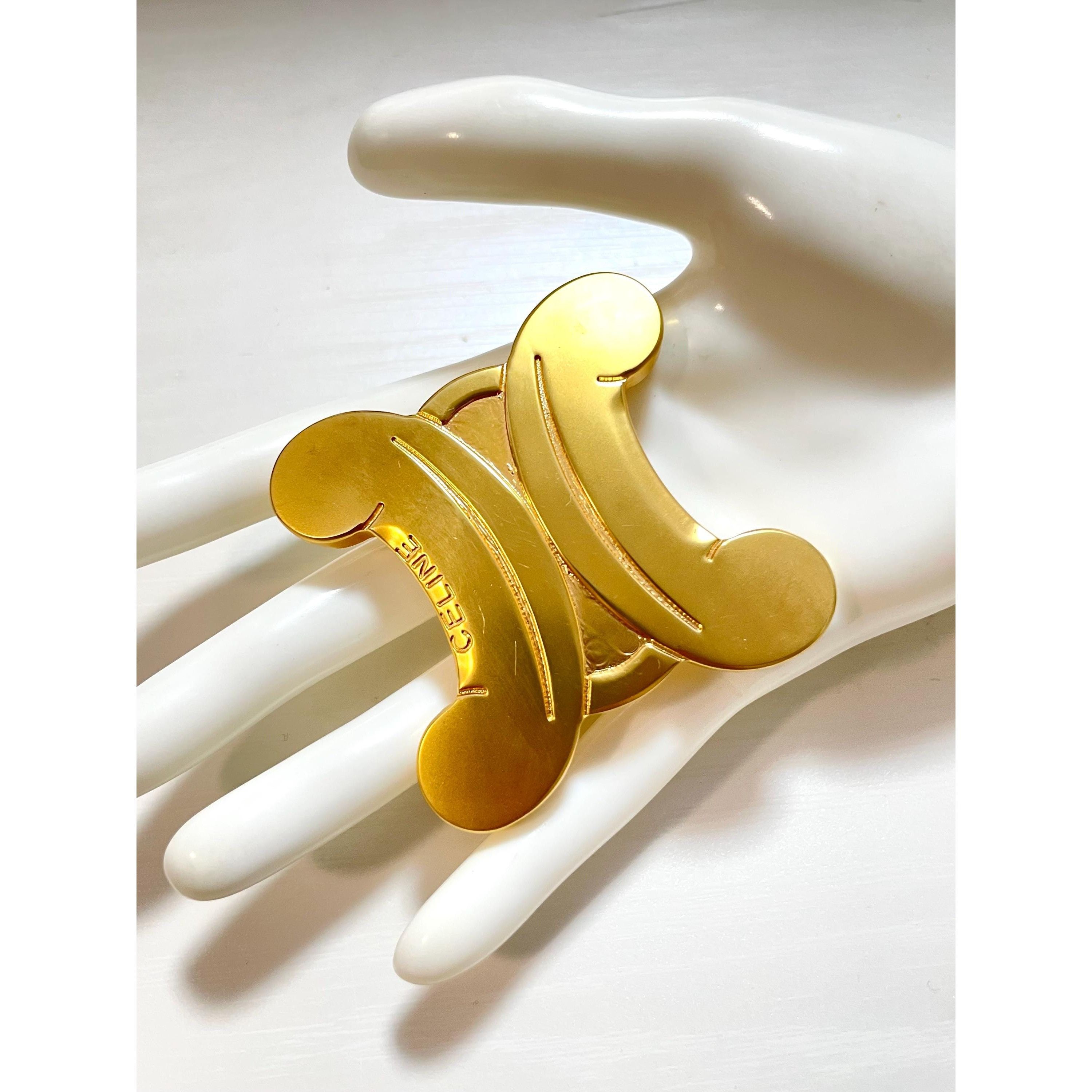Celine Vintage Celine extra big golden triomphe brooch. Size ONE SIZE - 7 Thumbnail