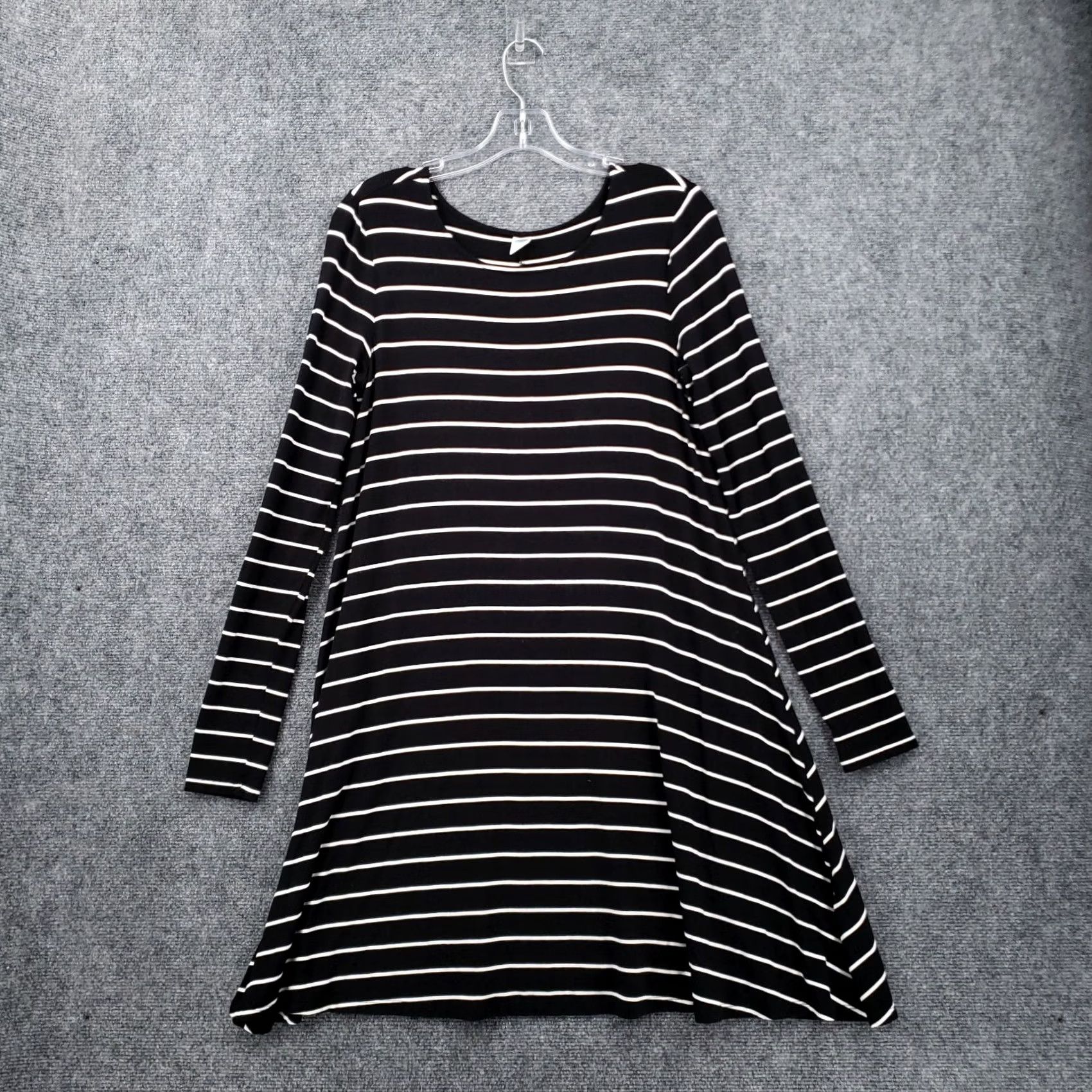 Old Navy Old Navy Women Petites Dress Black Midi Tunic Stripes Round Long Sleeve SP Small Size S / US 4 / IT 40 - 2 Thumbnail