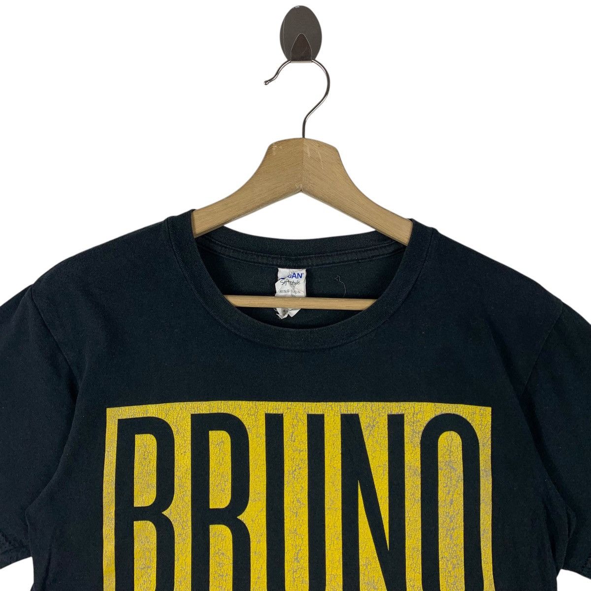 Band Tees BRUNO MARS 24k magic world tour tee Size US S / EU 44-46 / 1 - 2 Thumbnail