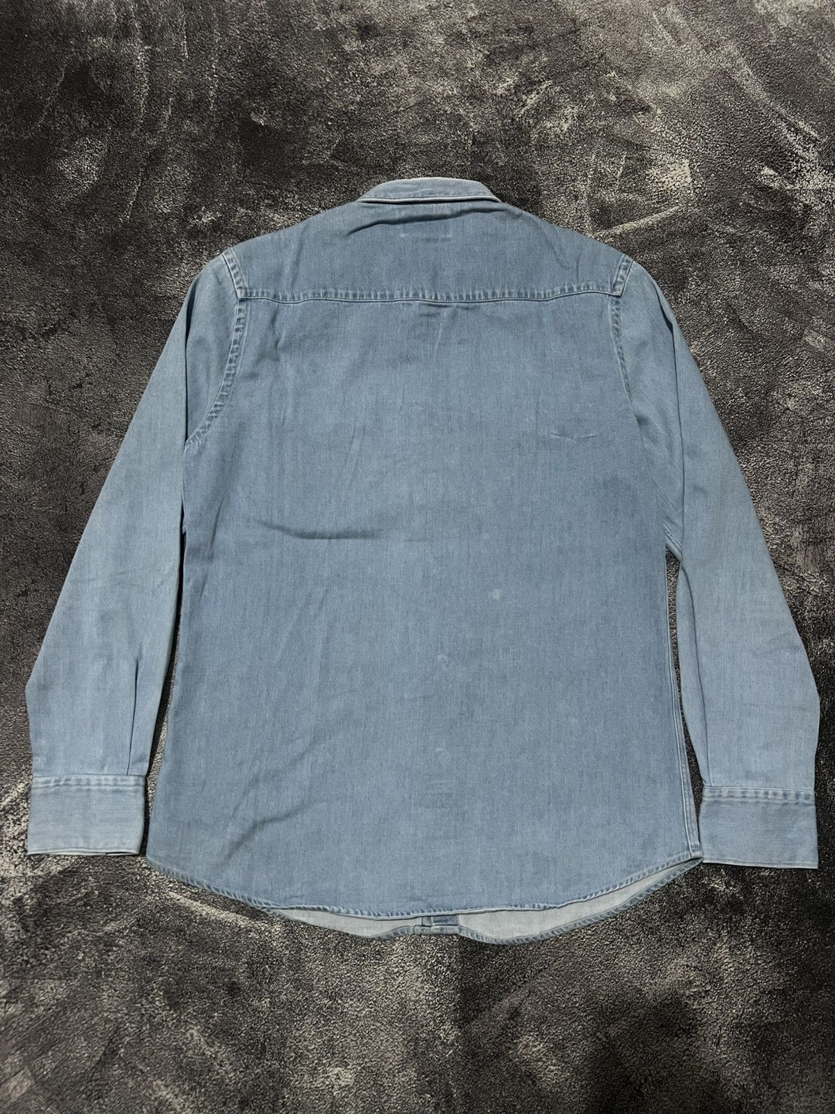 Acne Studios Acne Studios Ewing Den Pss16 Stone Button Shirt Size US M / EU 48-50 / 2 - 2 Thumbnail