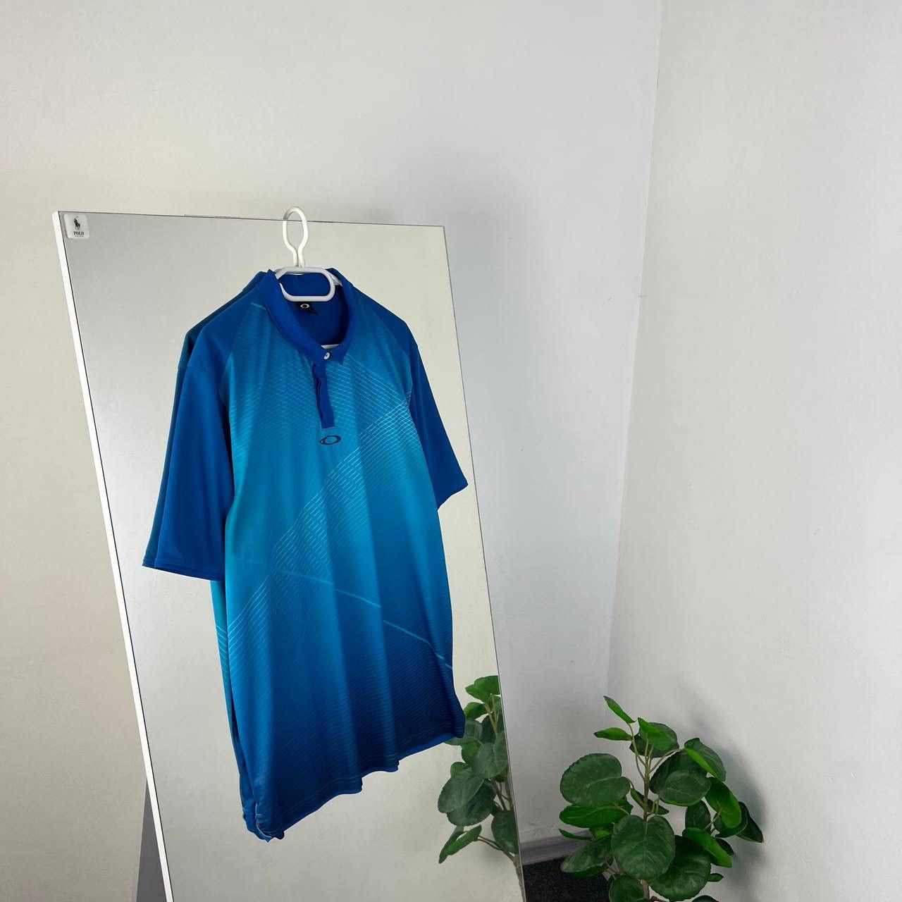 Oakley Vintage Y2K Oakley Center Logo Polo T-Shirt Surf Style Size US XL / EU 56 / 4 - 1 Thumbnail