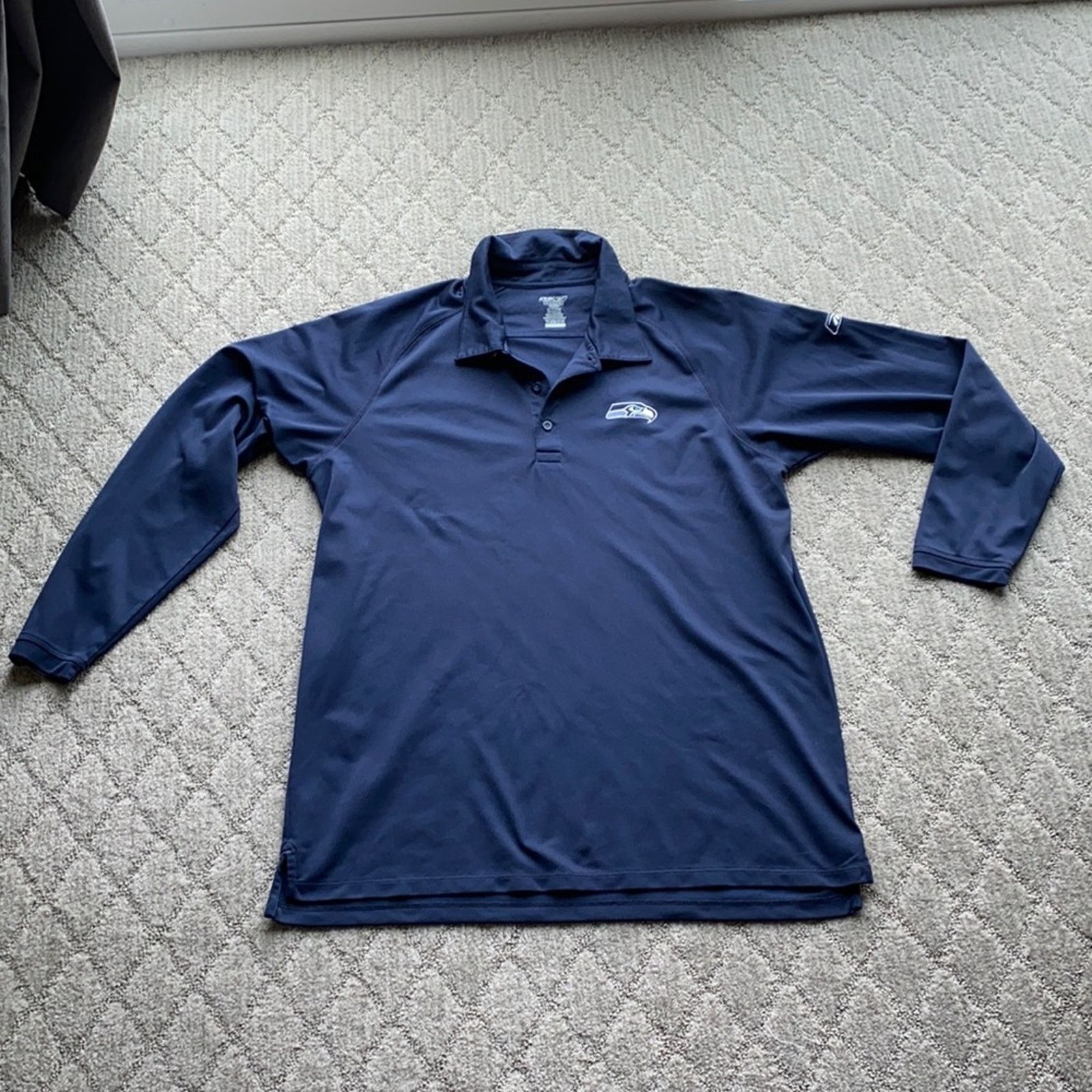 Reebok Reebok NFL SEAHAWKS long sleeve tee football blue sz L Size US L / EU 52-54 / 3 - 1 Thumbnail