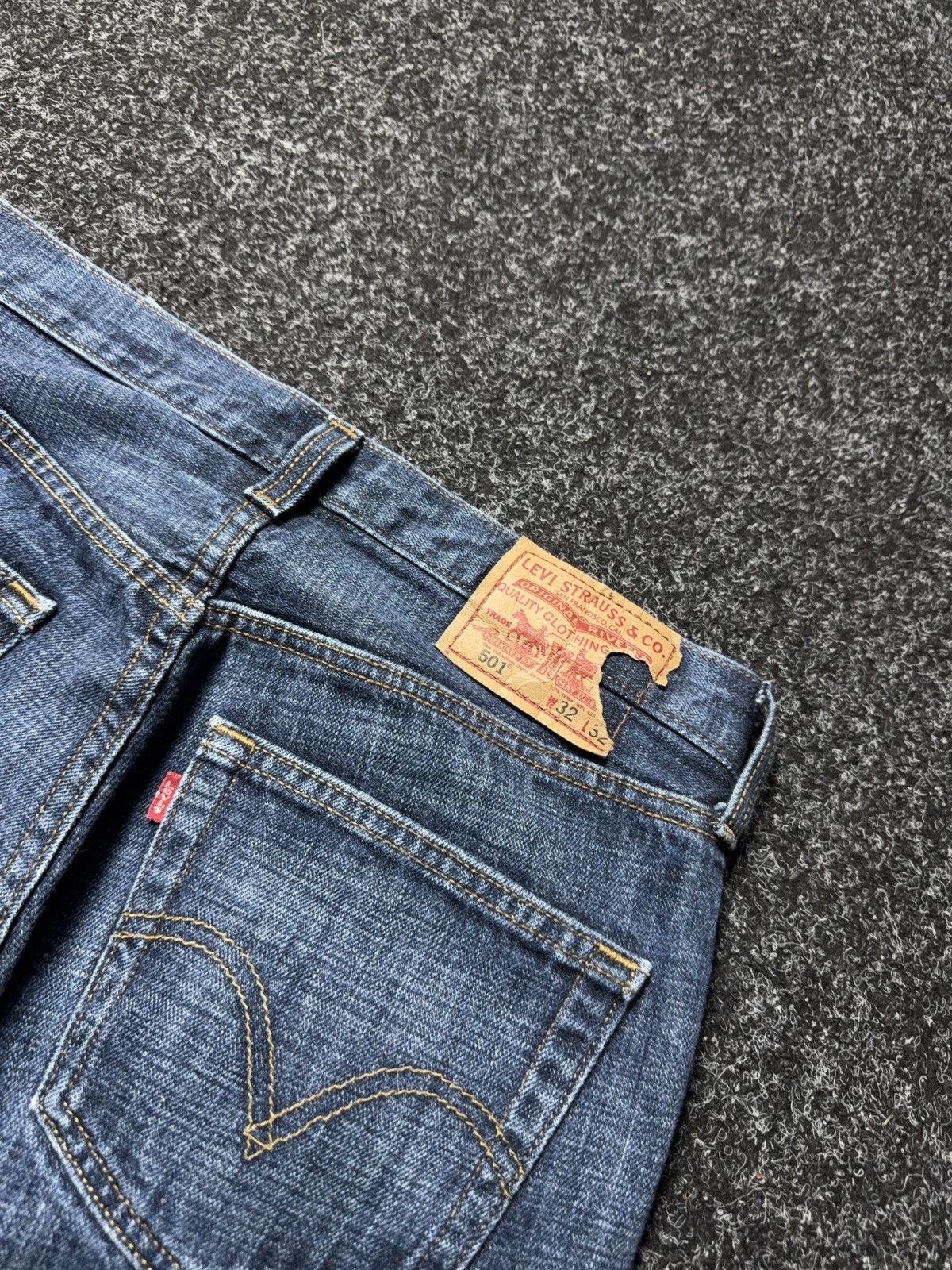 Levi's Levi’s Western Cowboy USA 501 Button Straight Jeans W31 L30 Size US 31 - 15 Thumbnail