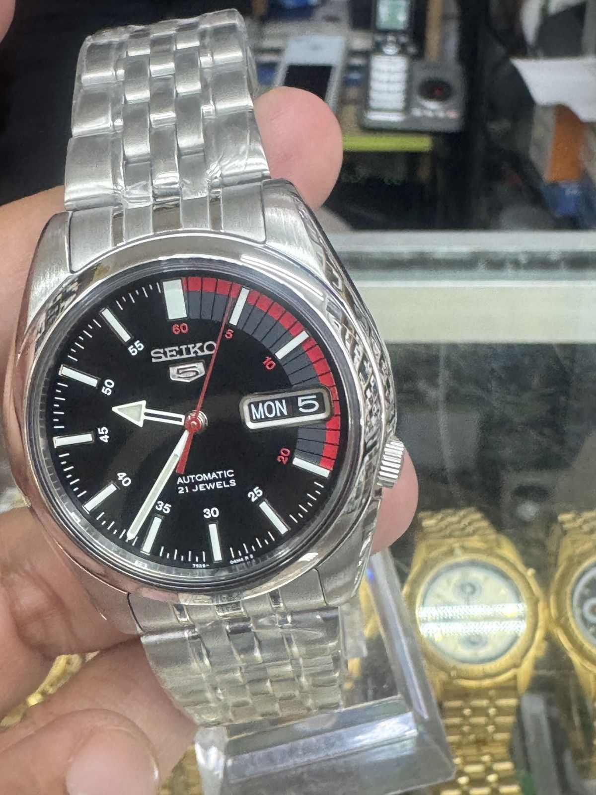 Seiko SEIKO Automatic Movement Men Size 40mm Diameter Size 40 - 8 Thumbnail