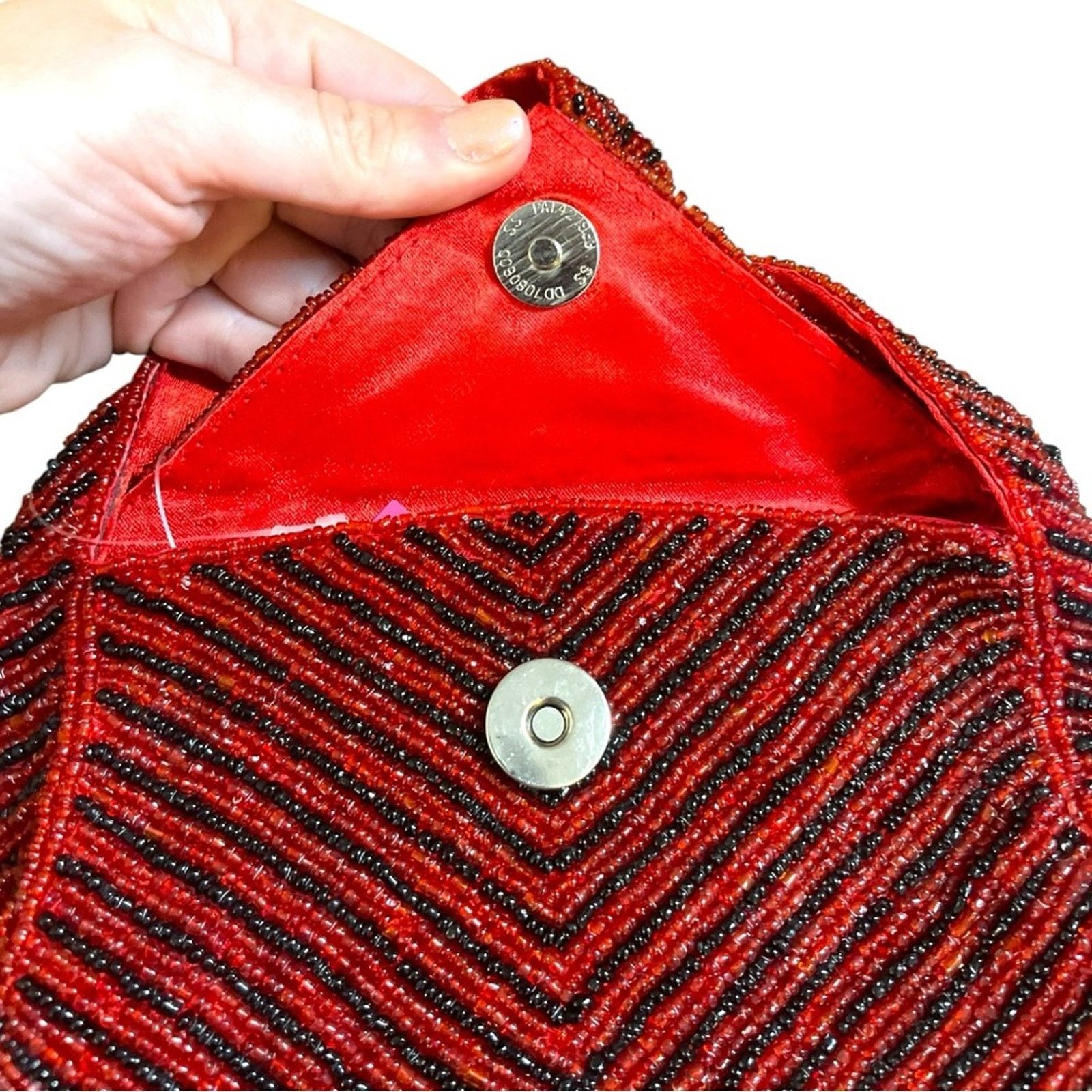 Handmade Vintage 1950s Art Deco Paul Handcrafts Red/Black Beaded Bag Size ONE SIZE - 7 Thumbnail