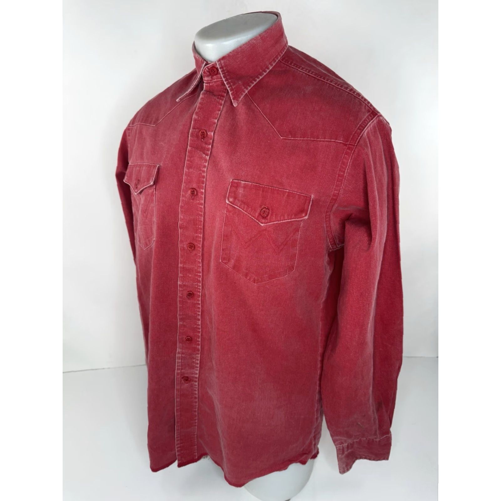 Wrangler WRANGLER Shirt Mens 16 35 Brush Popper Distressed Heavy Duty Vintage Red Long Sleeve Button-Up 1970s 90s Size US L / EU 52-54 / 3 - 5 Thumbnail