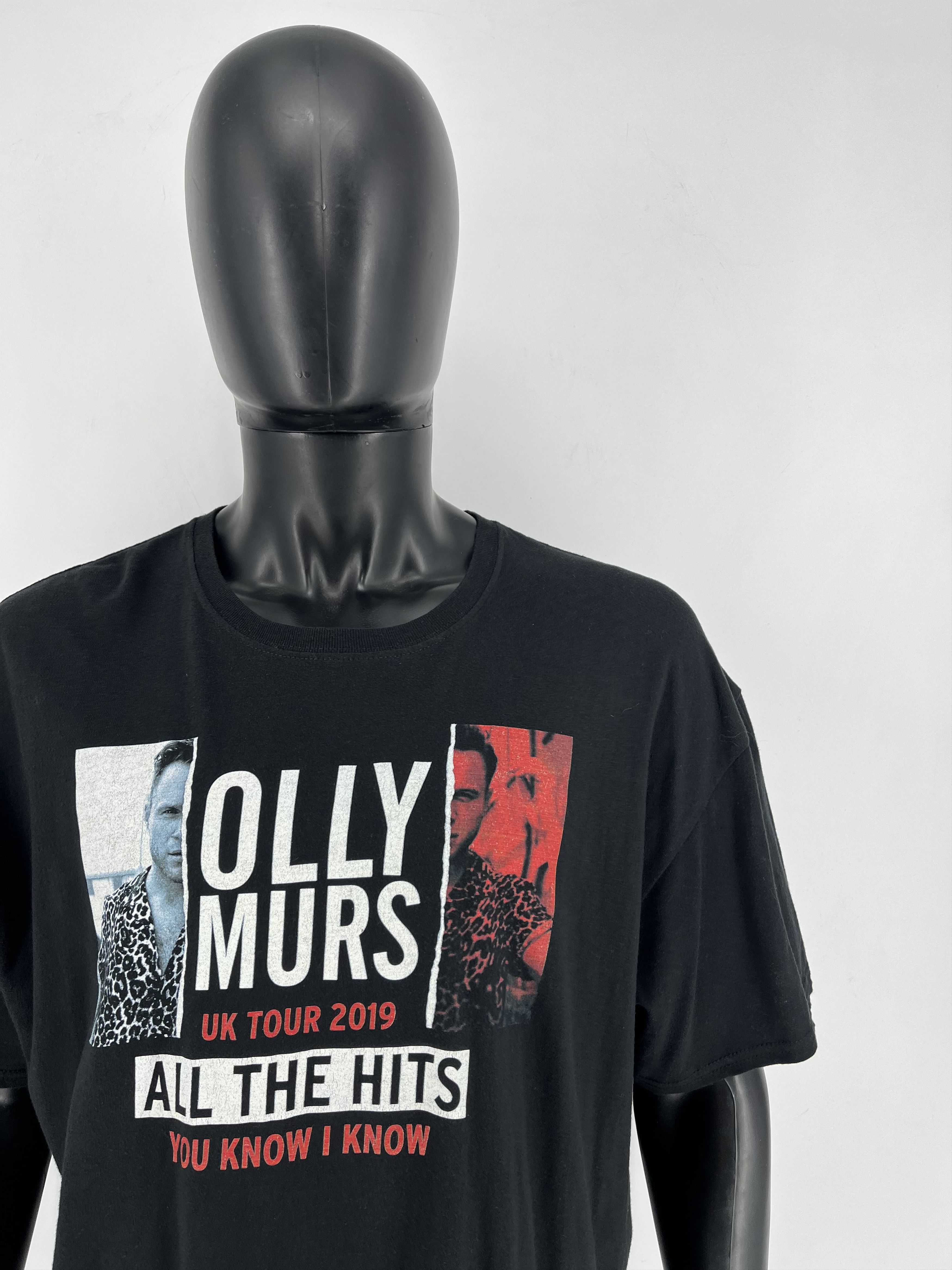 Band Tees Olly Murs Band Tee Tshirts Vintage Size XXL World Tour 2019 Size US XXL / EU 58 / 5 - 7 Thumbnail