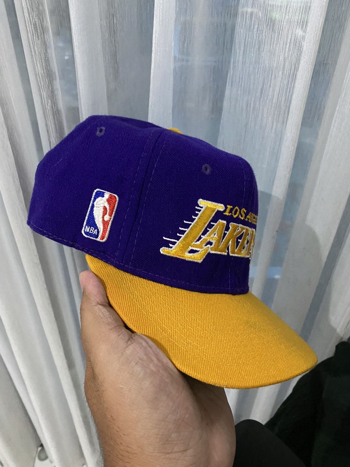 Sports Specialties 90s Lakers NBA Vintage Hat Sport Specialities Wool Fitted Size ONE SIZE - 2 Thumbnail