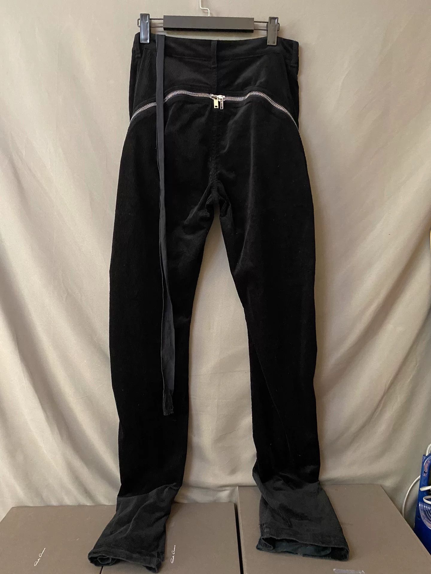 Rick Owens Rick Owens Corduroy White Casual Pants 26 Men Size US 26 / EU 42 - 1 Thumbnail