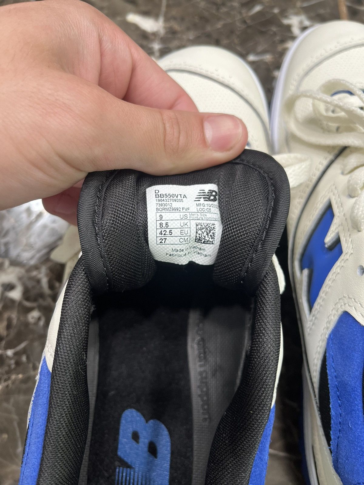 New Balance New Balance 550 Sea Salt Team Royal Size 9 Size US 9 / EU 42 - 3 Thumbnail