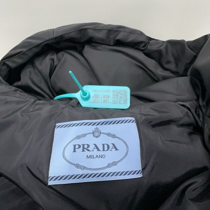 Prada Prada Re-Nylon Warm Zip Jacket for Women Size US S / EU 44-46 / 1 - 1 Thumbnail