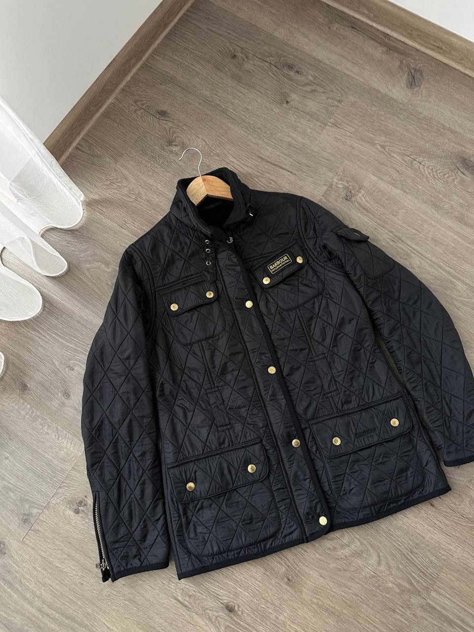 Barbour × Vintage Vintage Barbour International Quilted Black Jacket Size M / US 6-8 / IT 42-44 - 8 Thumbnail