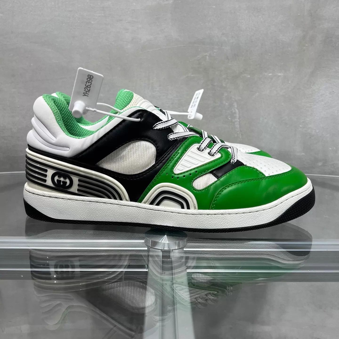Gucci Gucci Basket Distressed W/G/B Sneaker UK6 (40) Size US 7 / EU 40 - 4 Thumbnail