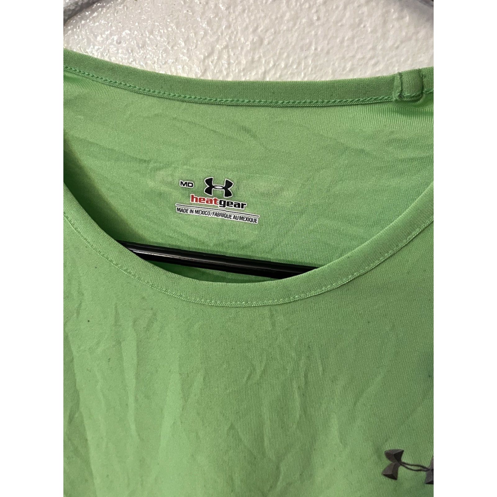 Under Armour Under Armour Women Short Sleeve Activewear Top M Green T-Shirt Athletic HeatGear Crew Neck Pullover Shirt Basic Size M / US 6-8 / IT 42-44 - 3 Thumbnail