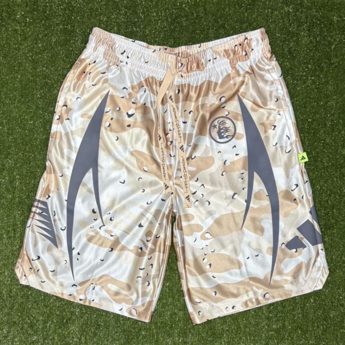 HELLSTAR Hellstar Adidas Desert Camo Shorts Size US 32 / EU 48 - 1 Thumbnail